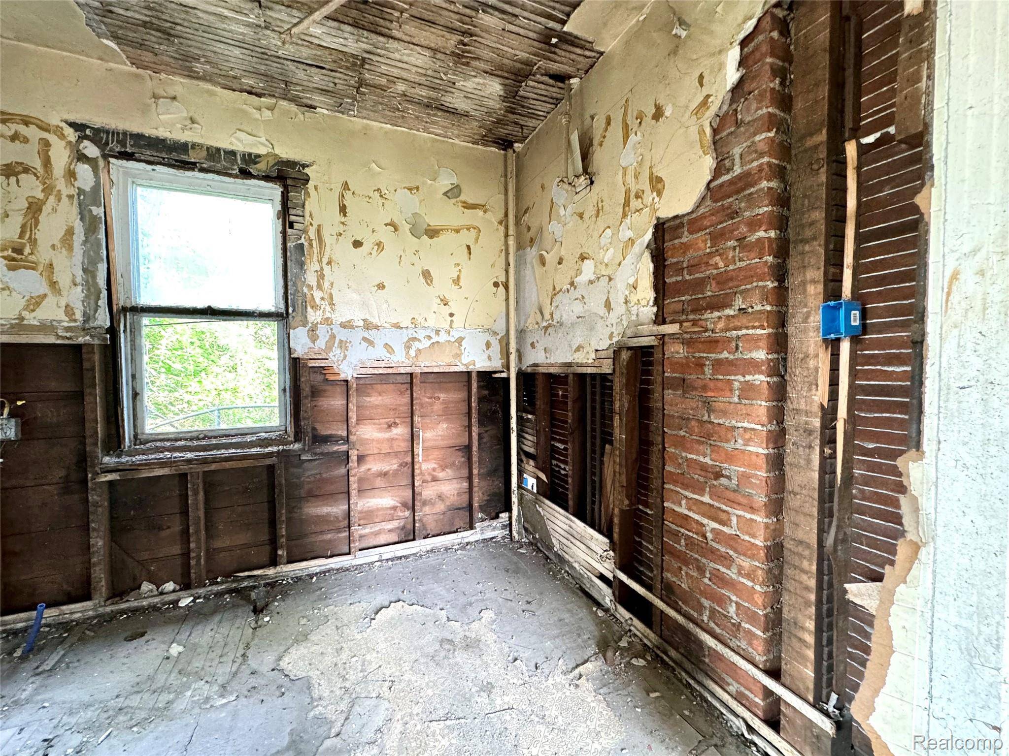 Detroit, MI 48211,1038 MARSTON ST