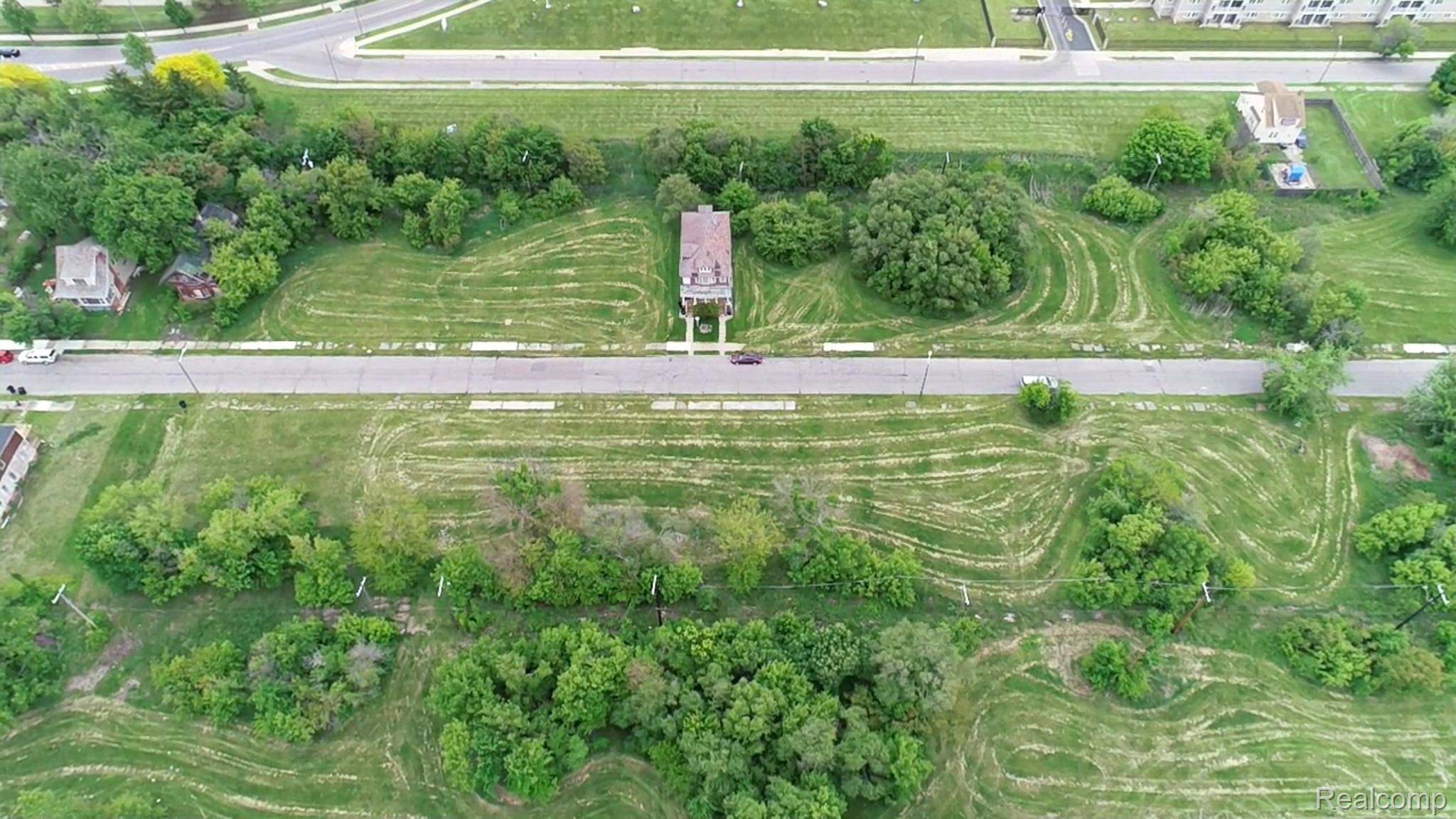 Detroit, MI 48215,797 Continental ST