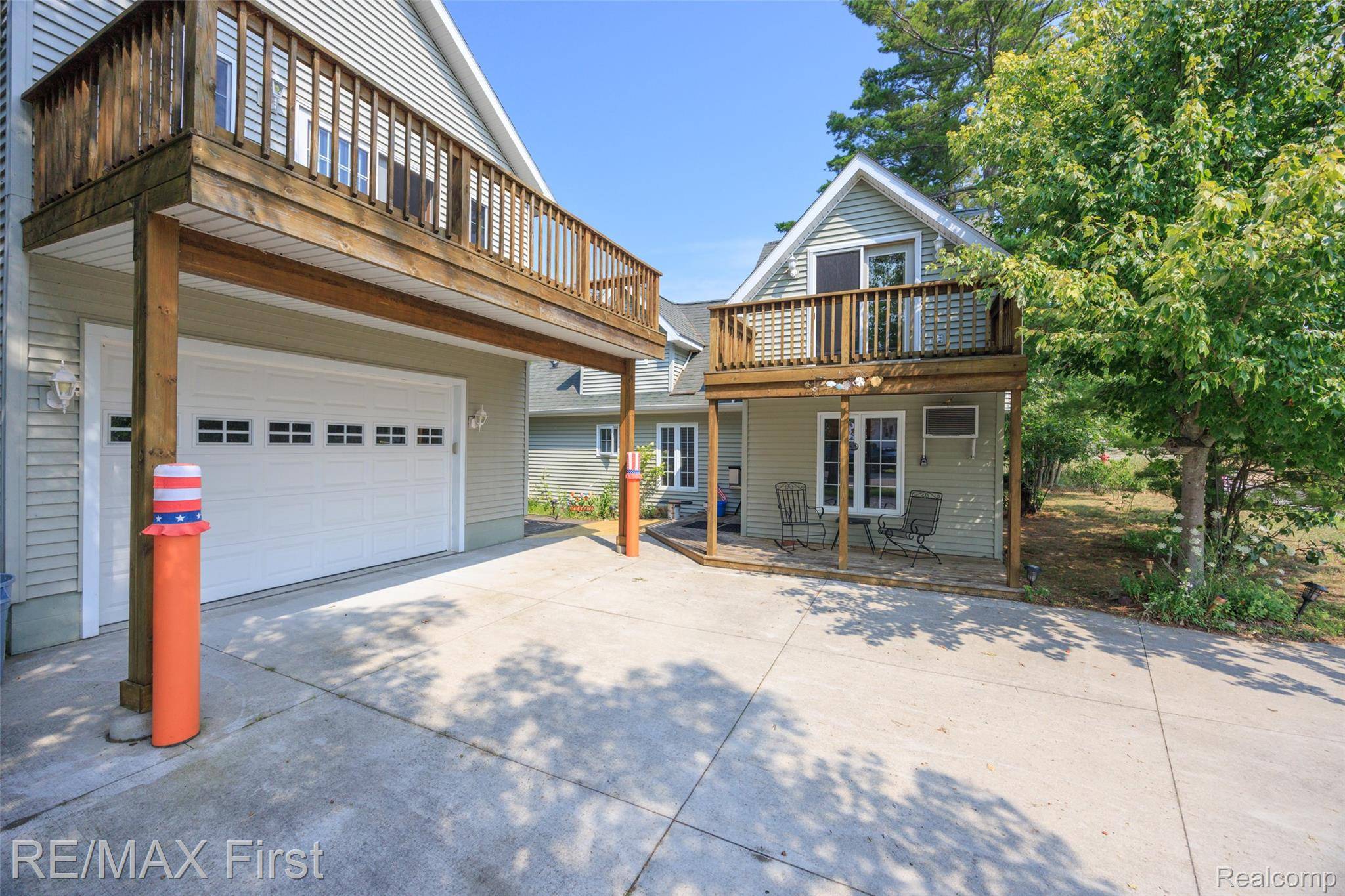 East Tawas, MI 48730,2076 North ST