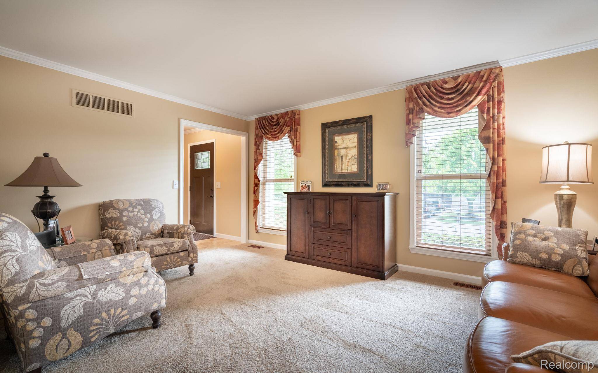 Rochester Hills, MI 48306,1613 Grandview DR