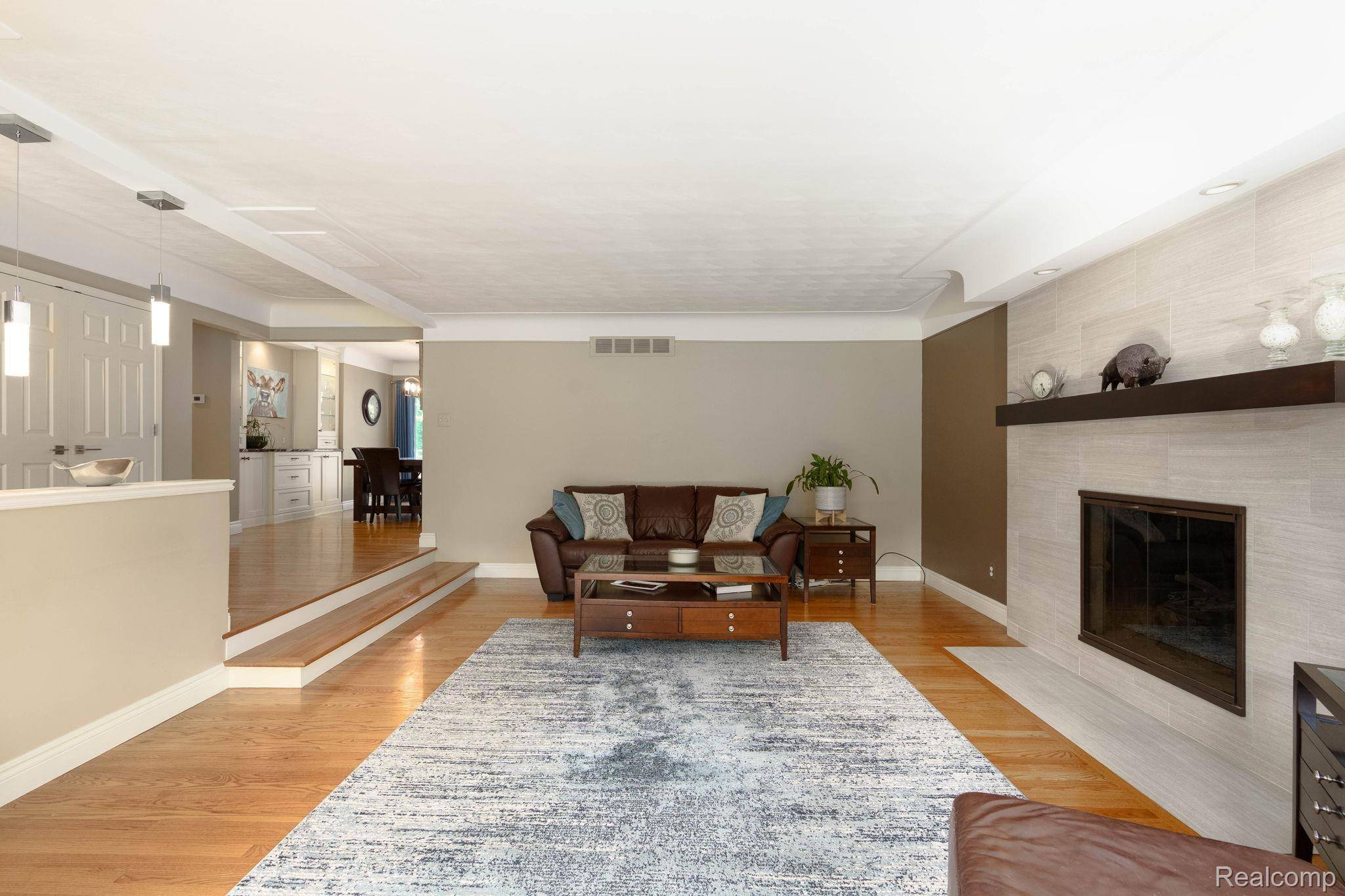 Rochester Hills, MI 48309,2063 Avoncrest DR