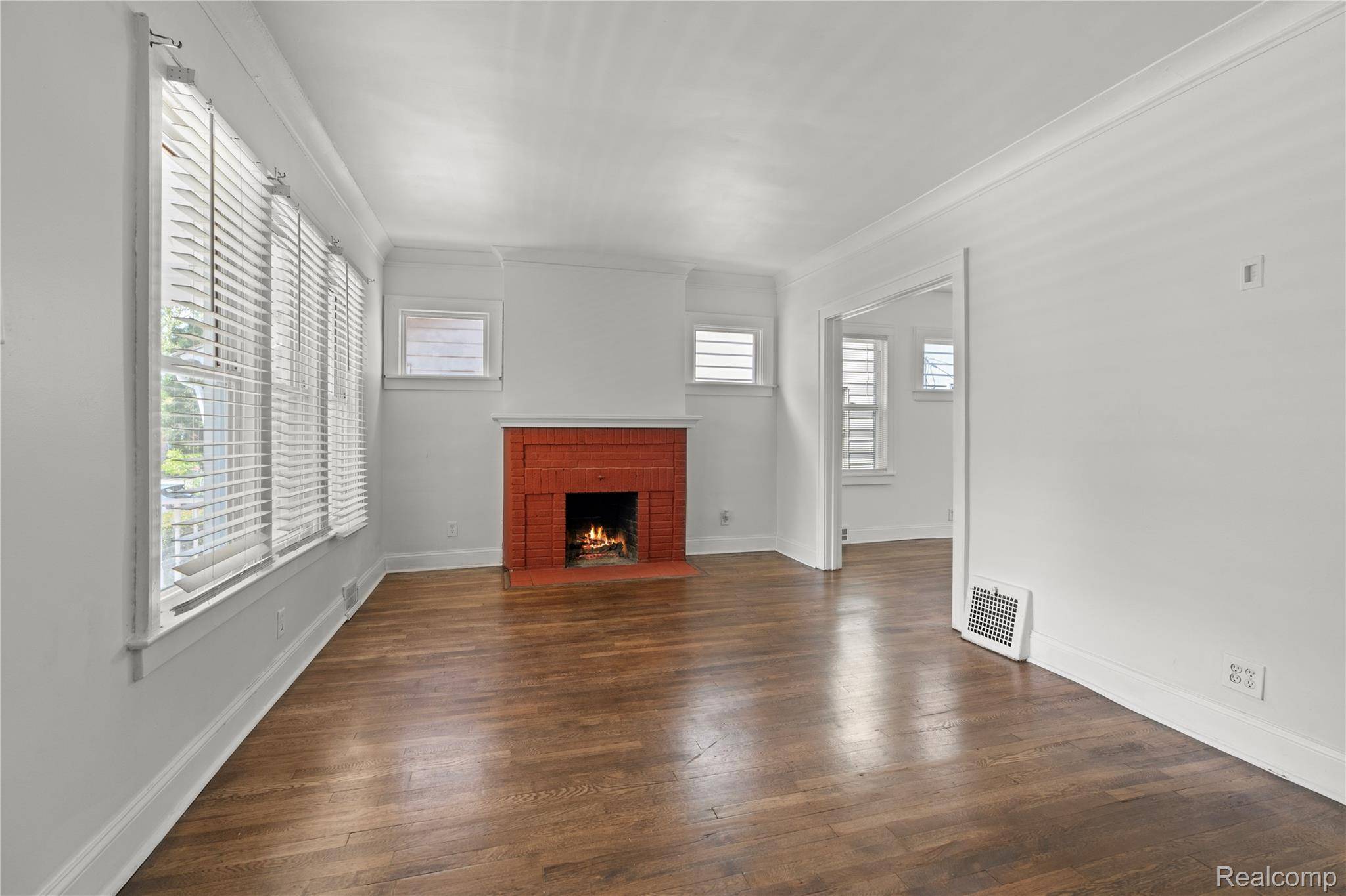 Detroit, MI 48204,12076 CLOVERLAWN ST