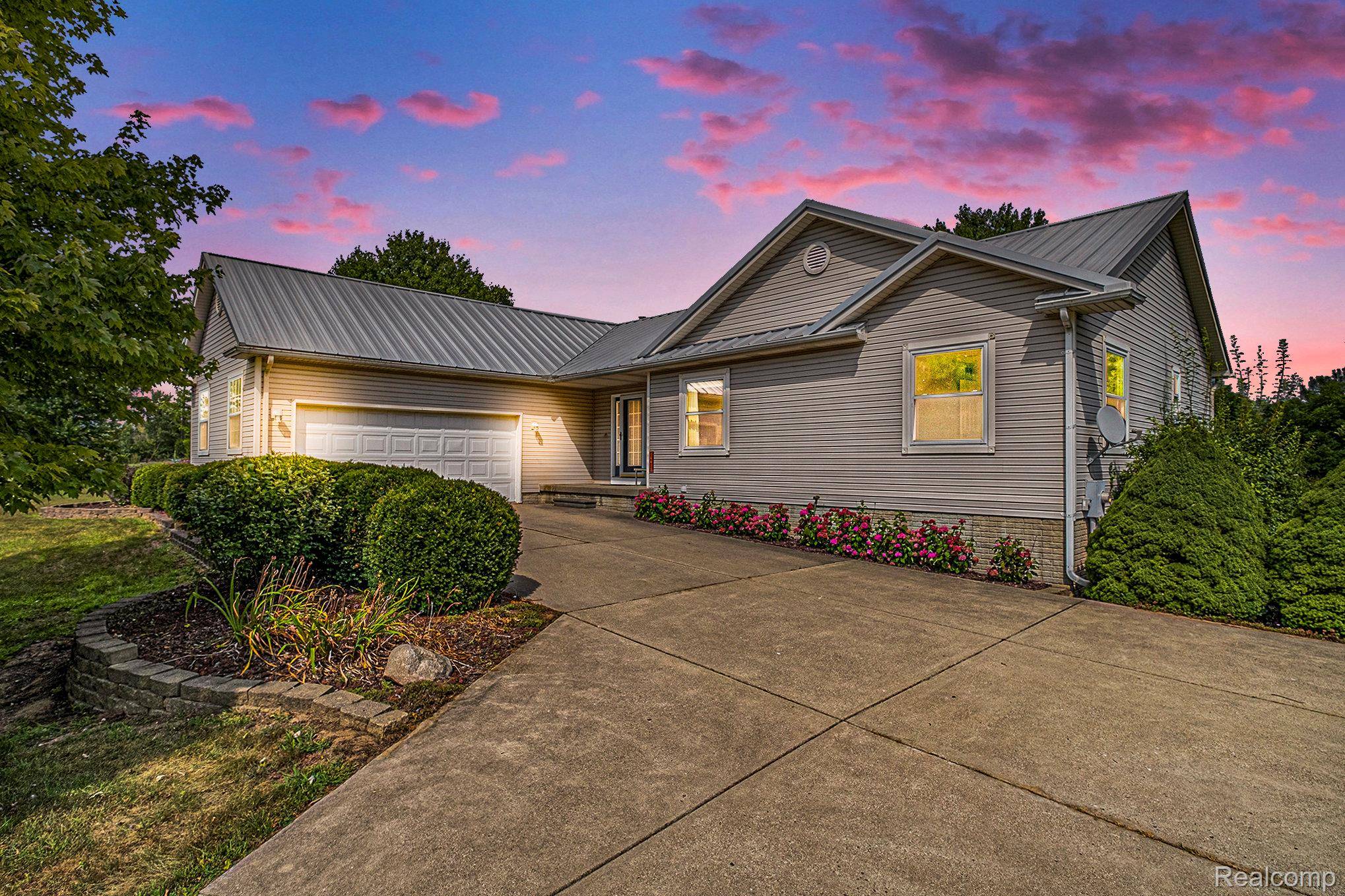 Linden, MI 48451,14413 Seymour RD