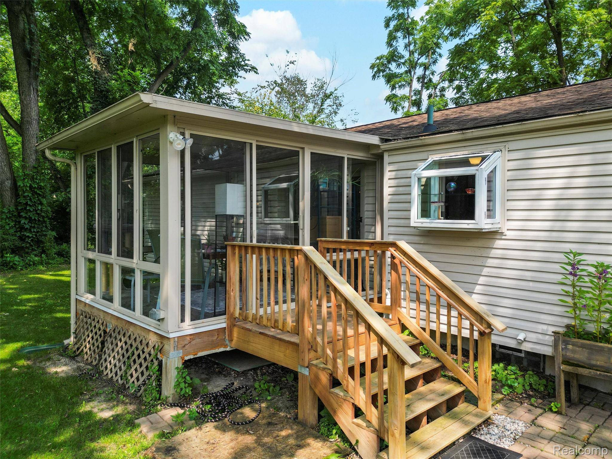 Novi, MI 48374,46275 W 11 Mile Rd