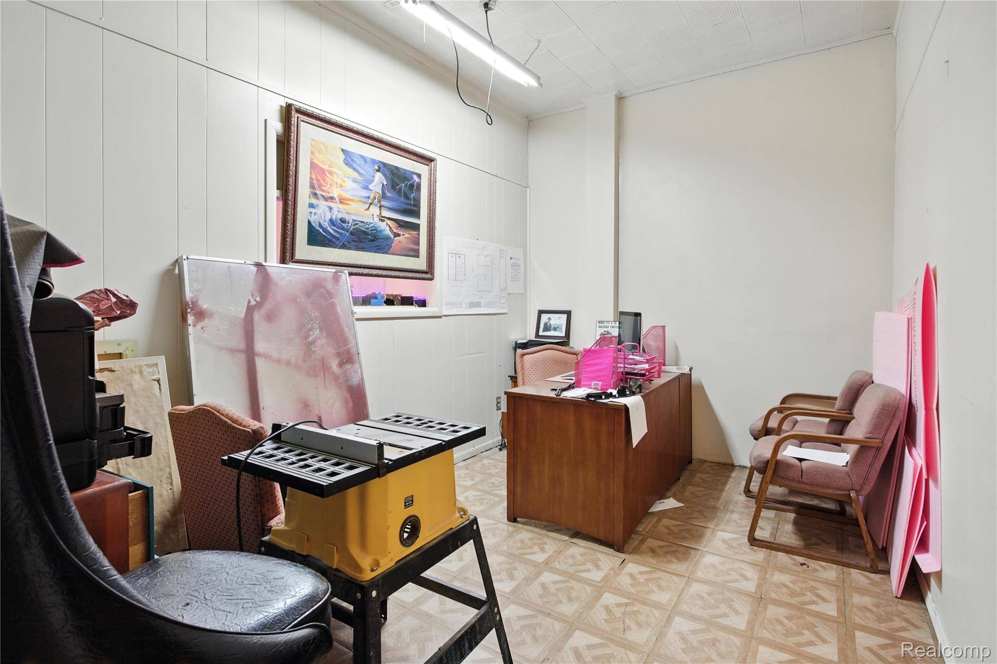 Detroit, MI 48227,13200 Fenkell st ST