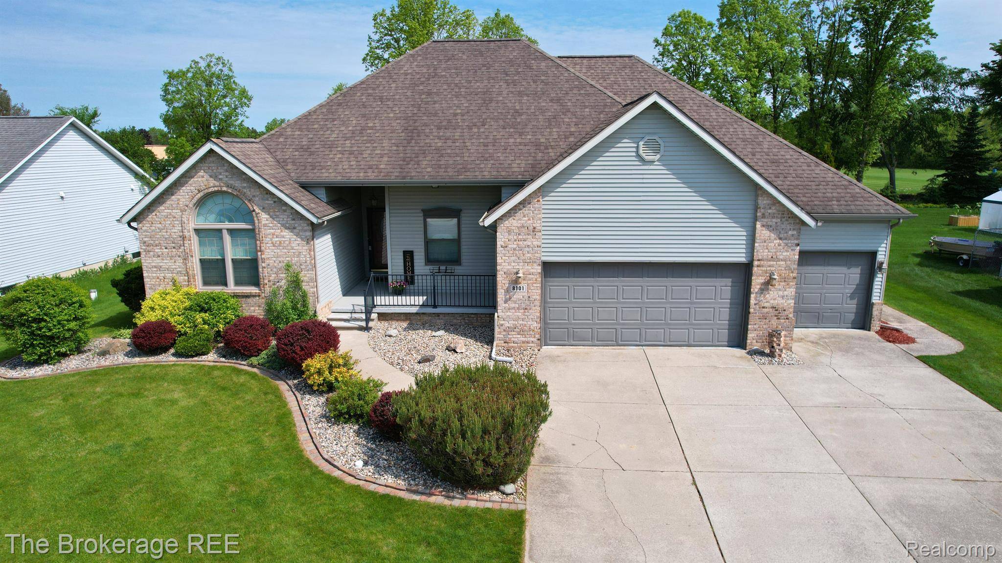 Davison, MI 48423,8101 BOULDER DR