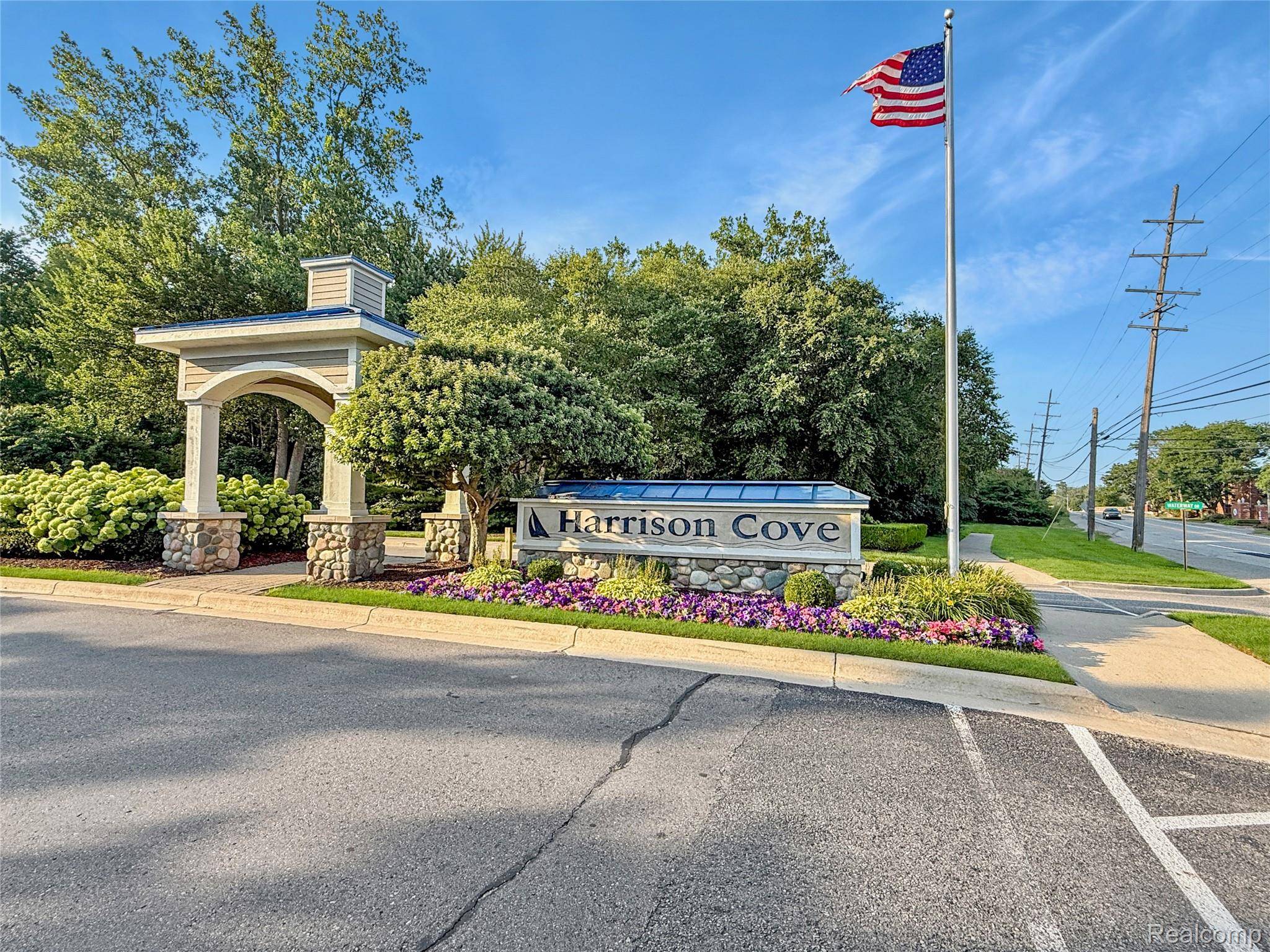 Harrison Township, MI 48045,25945 Waterway DR