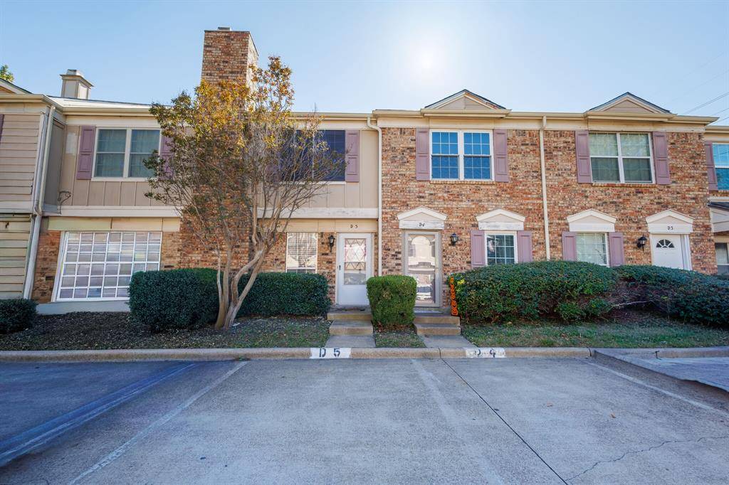 Garland, TX 75040,613 Carriagehouse Lane #5