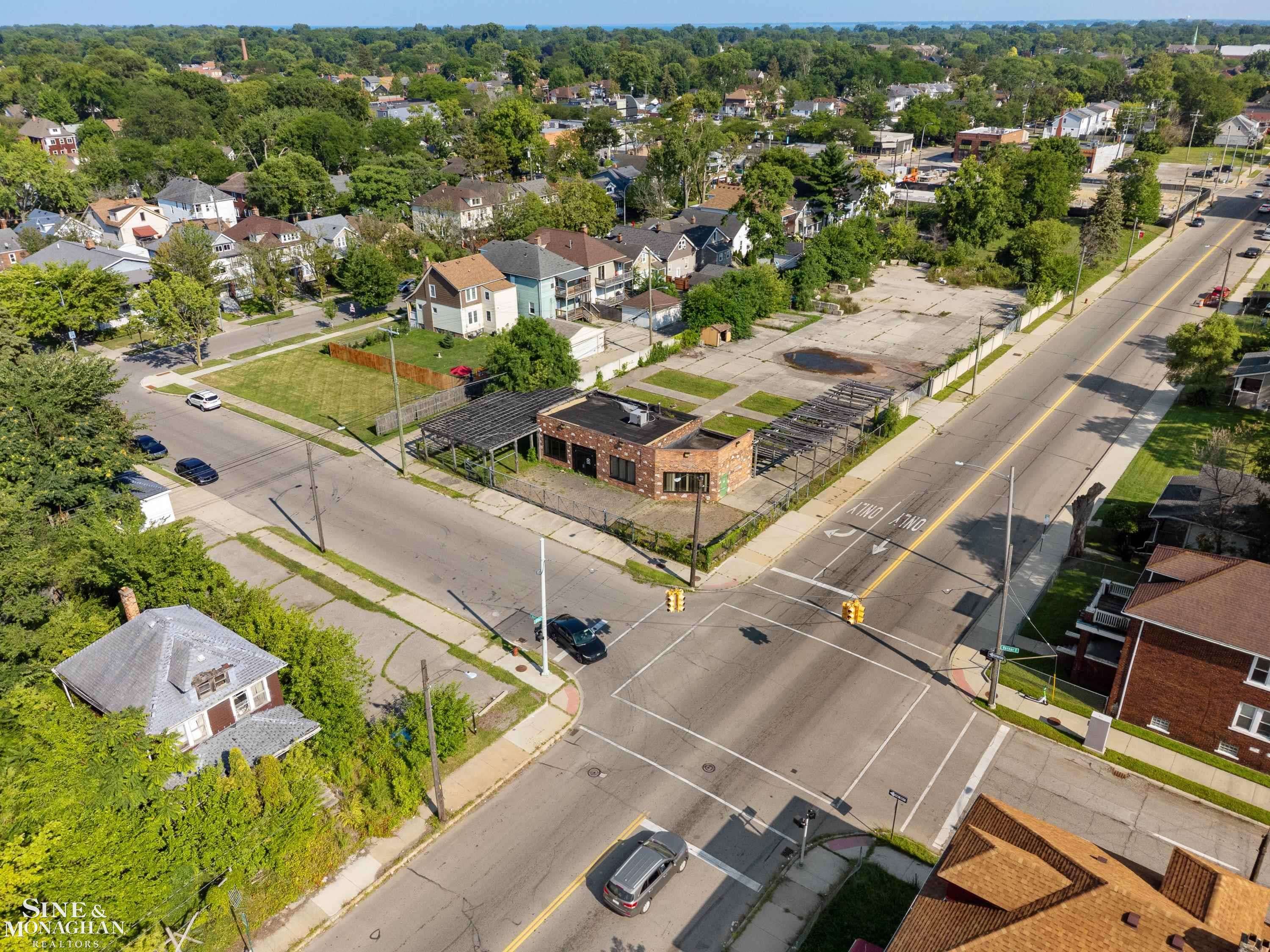 Detroit, MI 48215,2500 Alter RD