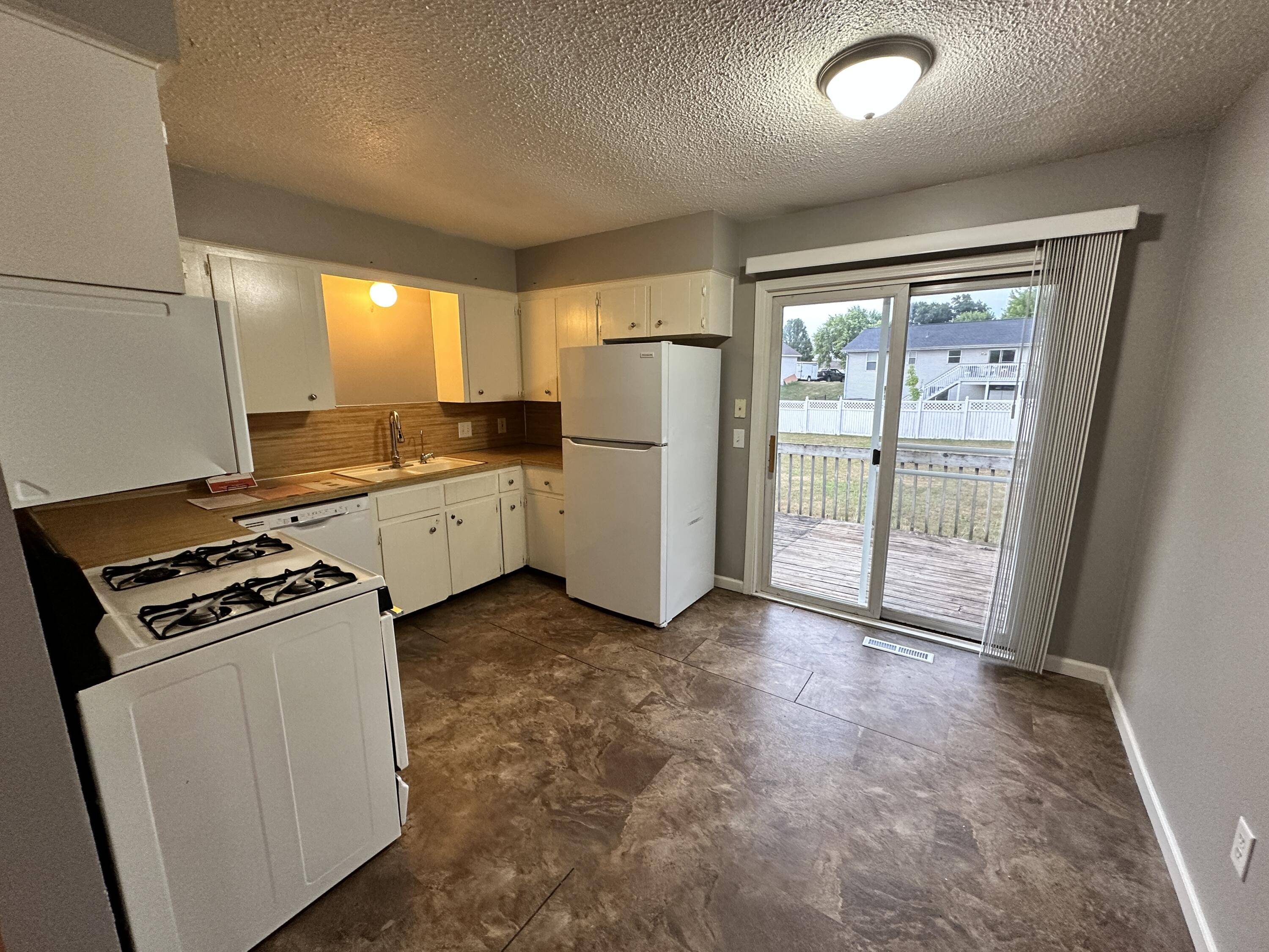 Walker, MI 49534,2691-93 Randall AVE NW