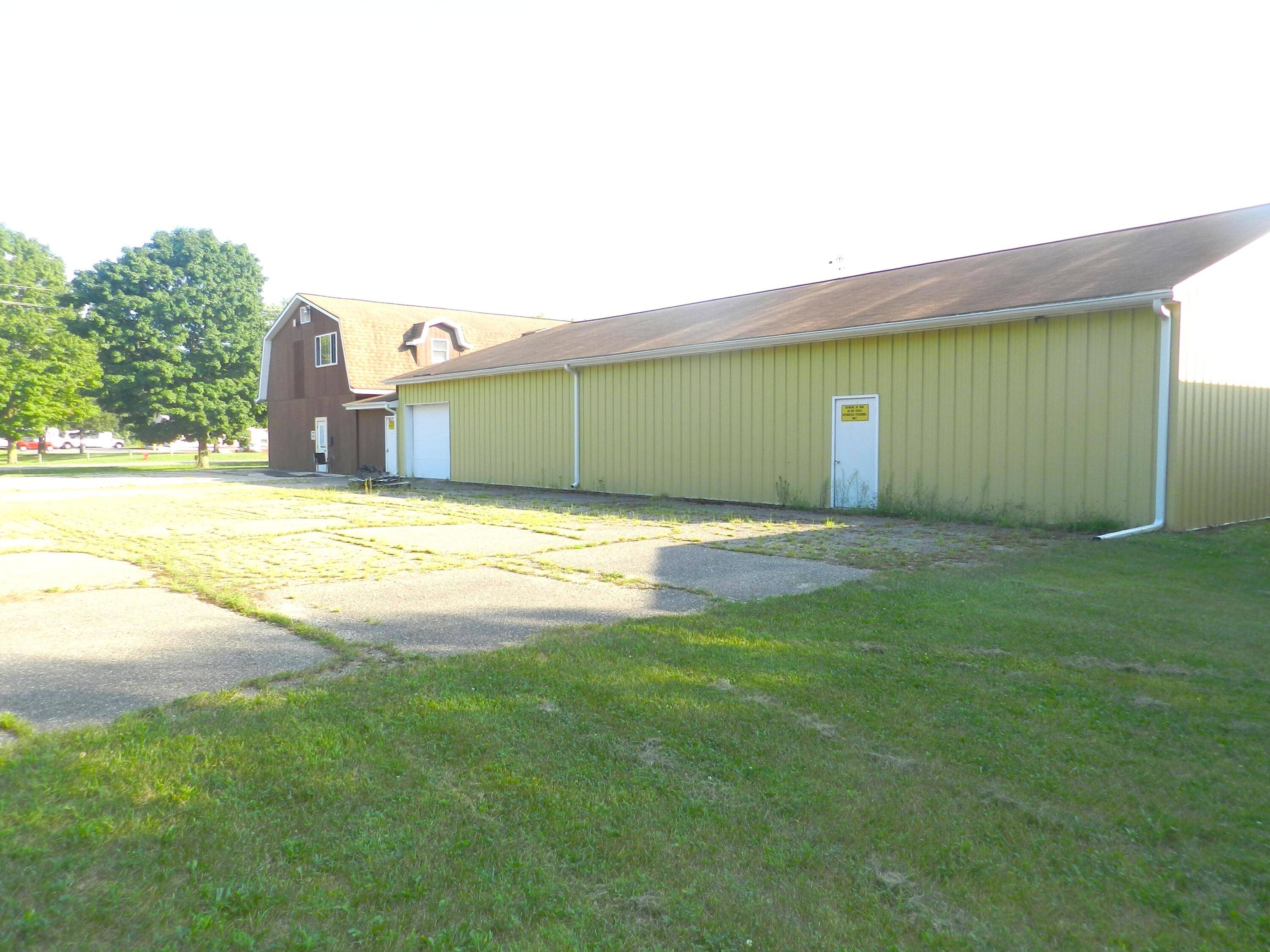 Bangor, MI 49013,100 Industrial Park DR