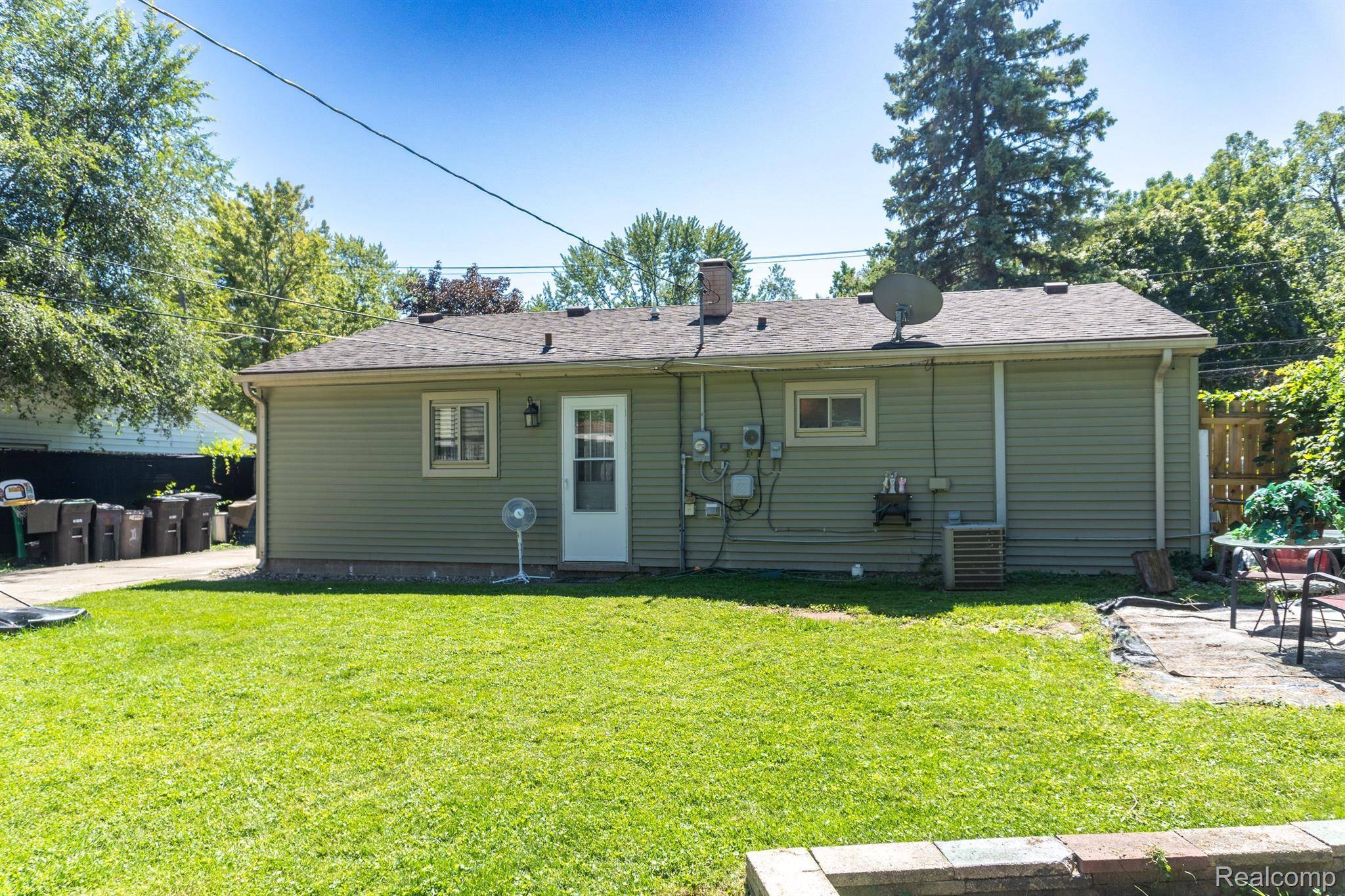 Taylor, MI 48180,27248 JOAN ST