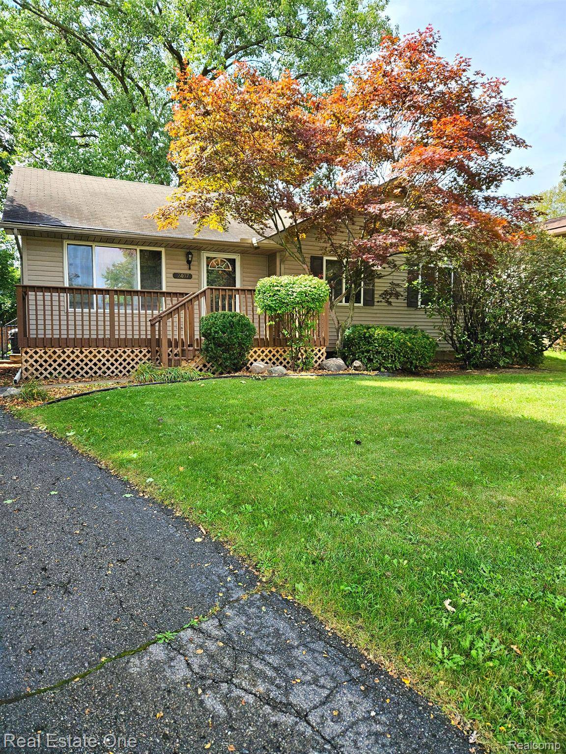 Auburn Hills, MI 48326,2407 E Phillips