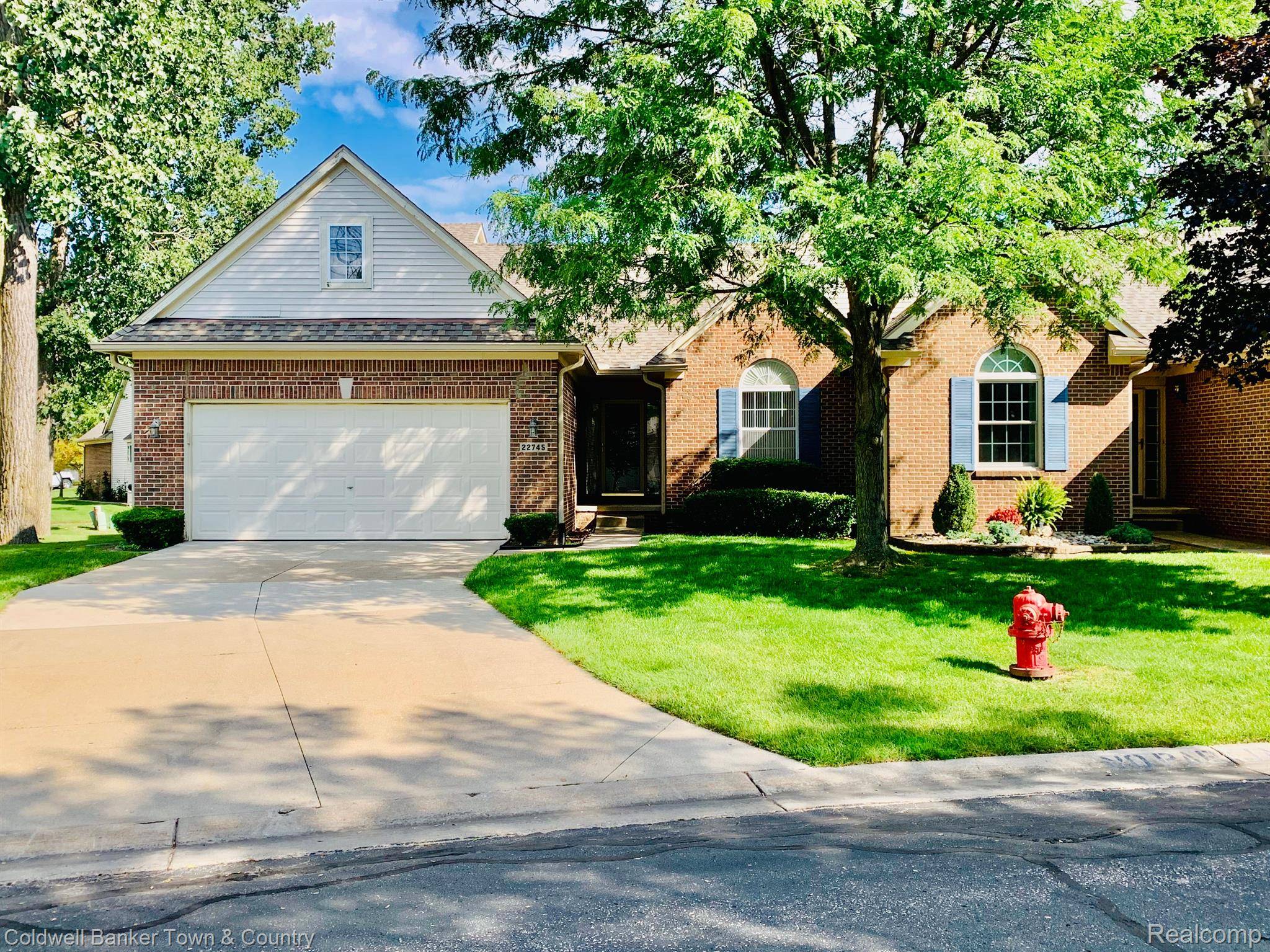 Taylor, MI 48180,22745 COACHLIGHT CIR