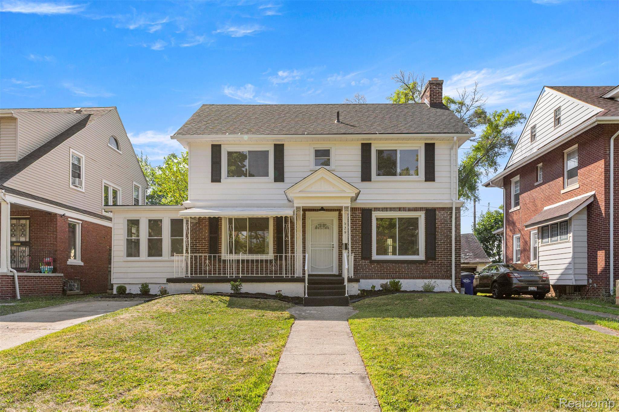 Detroit, MI 48202,929 Lawrence ST