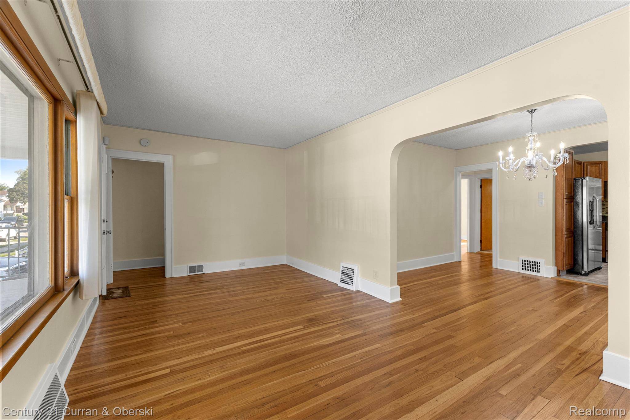 Dearborn, MI 48126,4564 Chovin ST