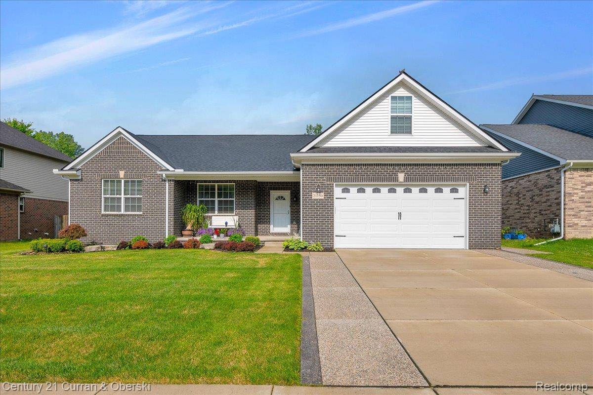 Romulus, MI 48174,21150 Bryce CT