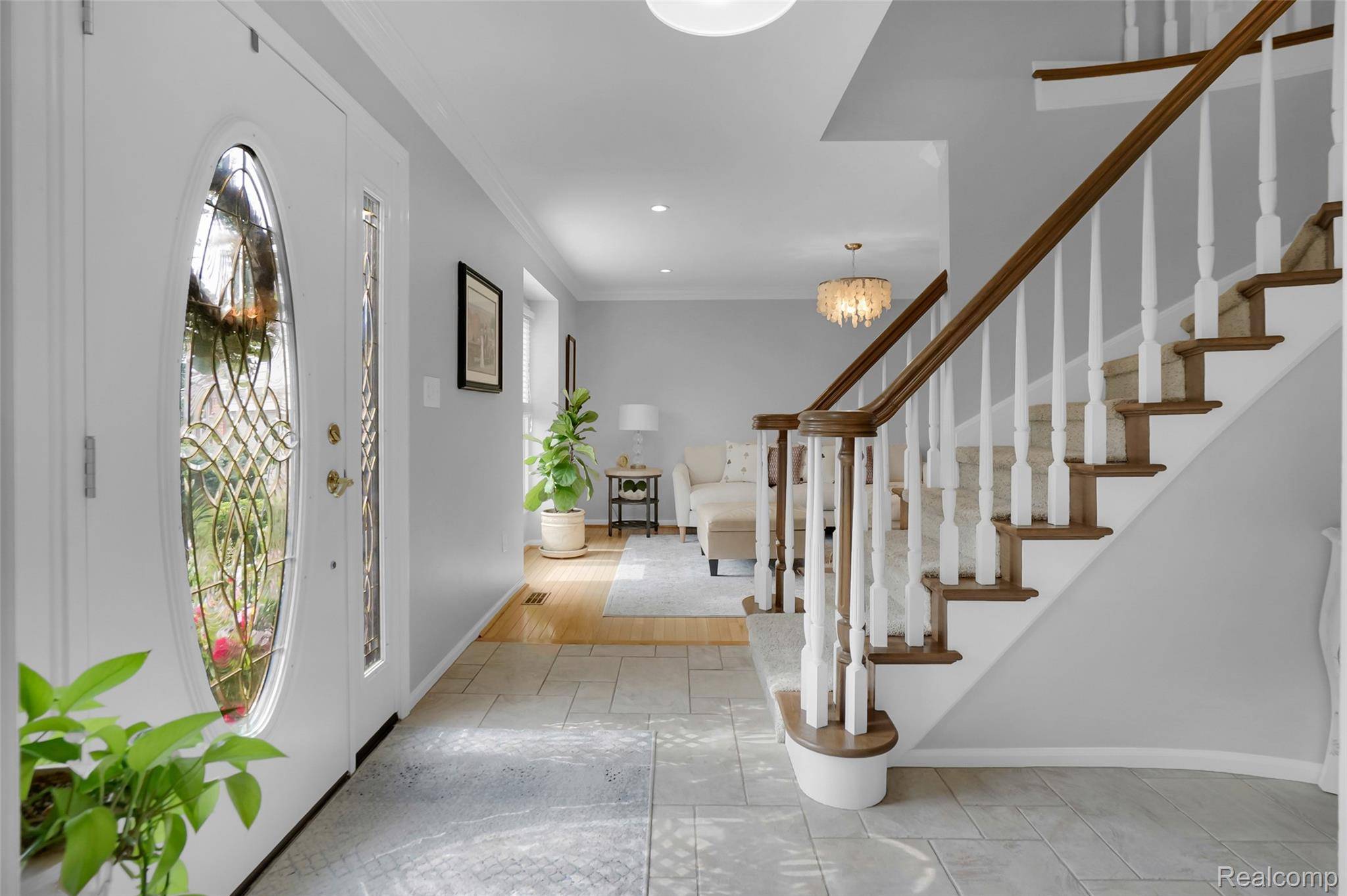 Rochester Hills, MI 48309,399 Silvervale DR