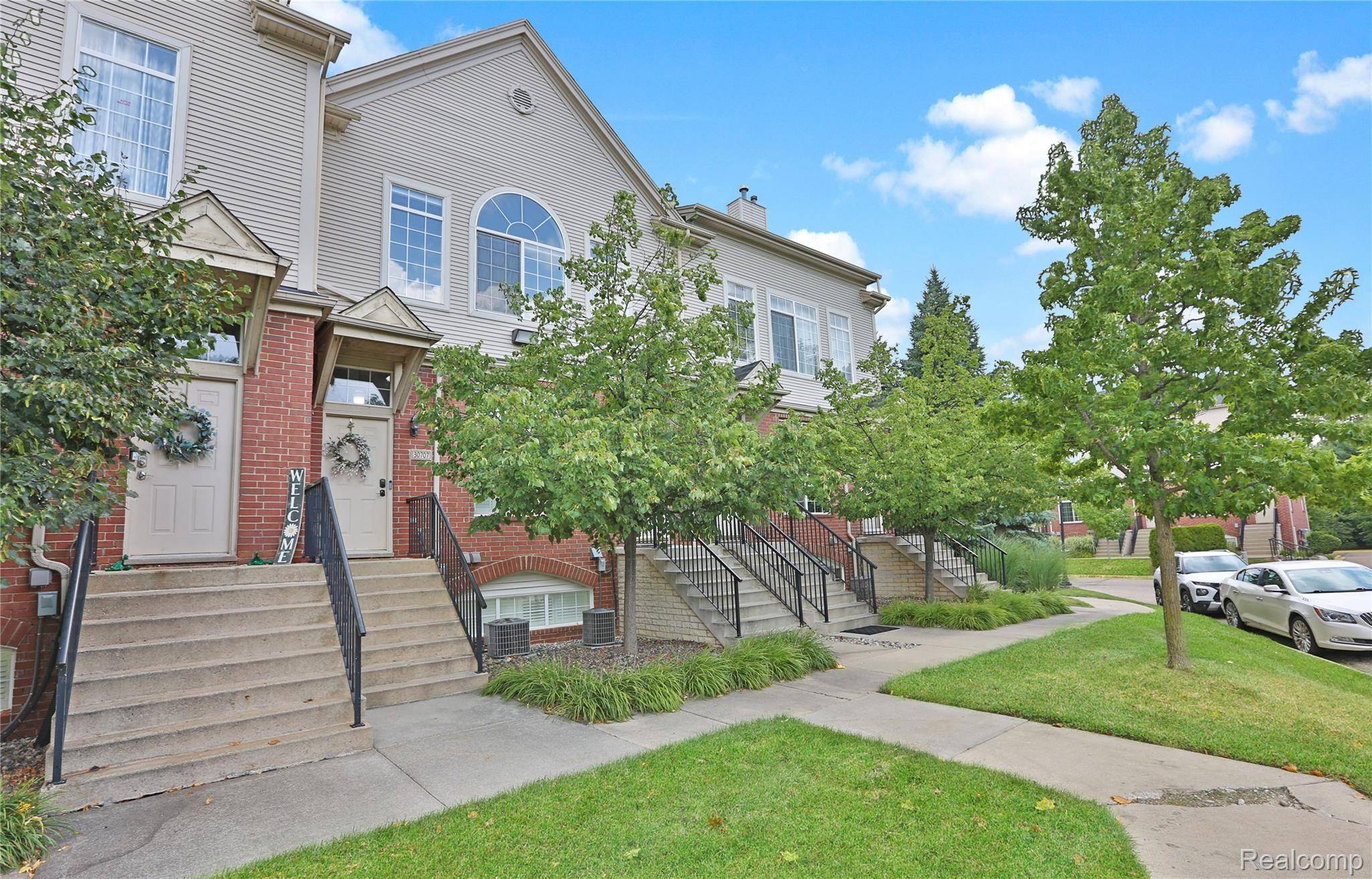 Novi, MI 48377,30707 Ardmore CT