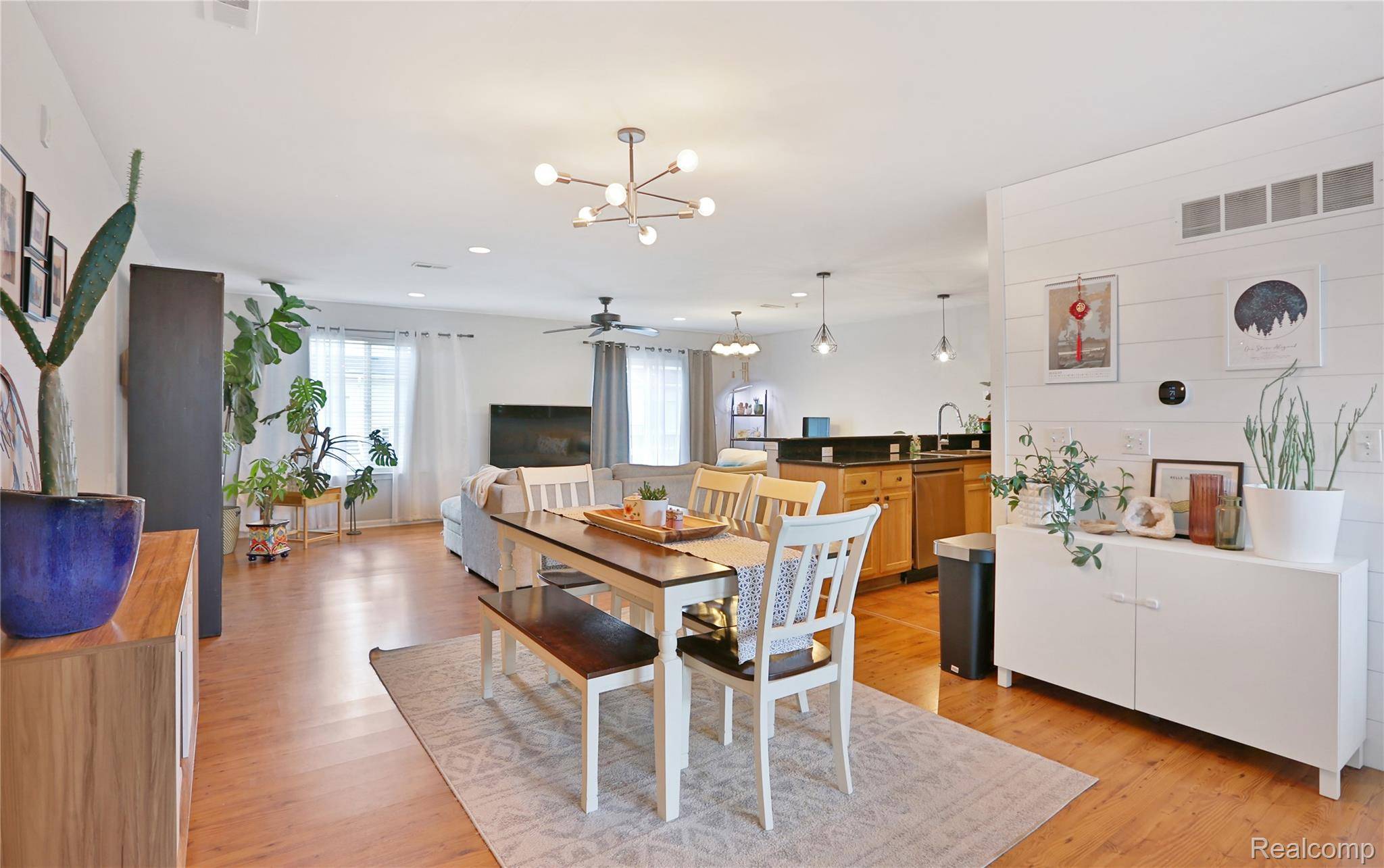 Novi, MI 48377,30707 Ardmore CT