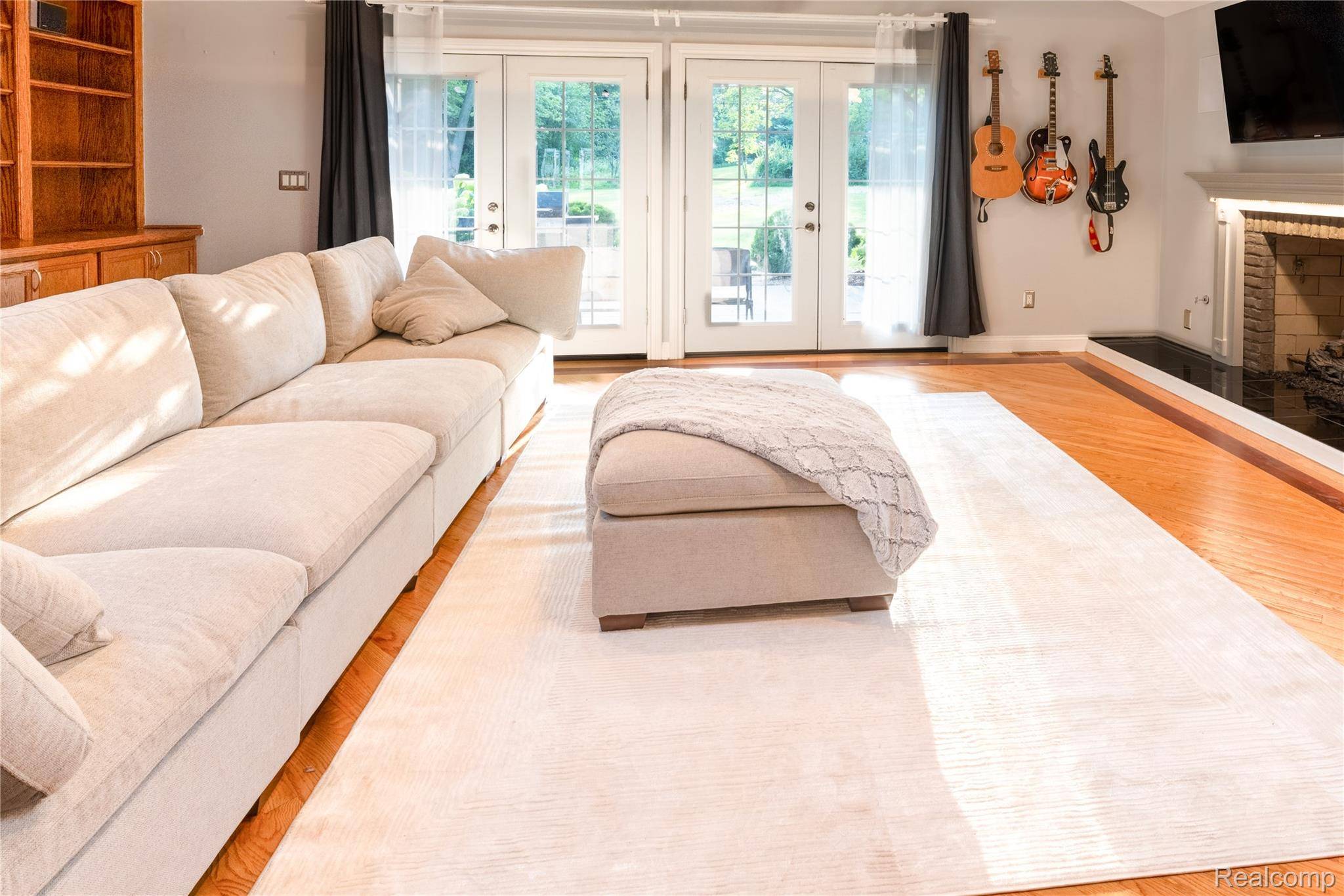 Troy, MI 48085,6655 Norton DR