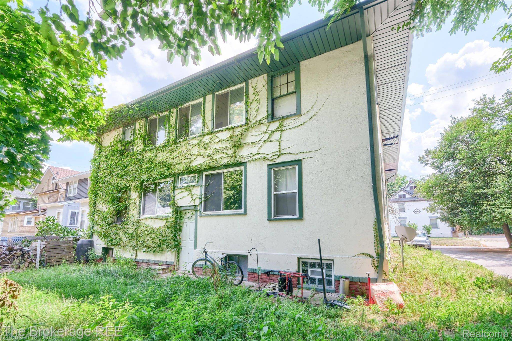 Flint, MI 48503,617 E 3rd ST