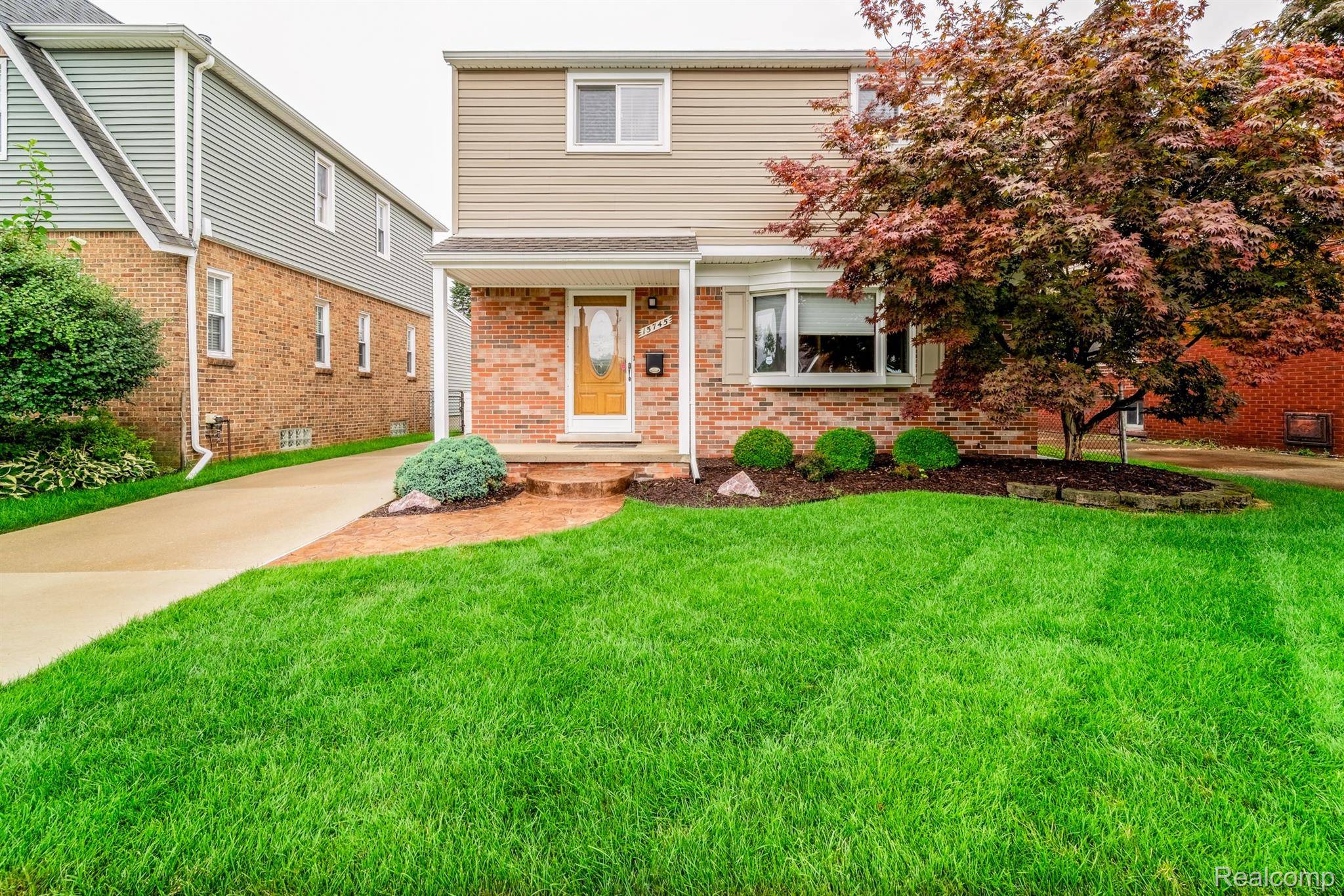 Allen Park, MI 48101,15745 McLain AVE