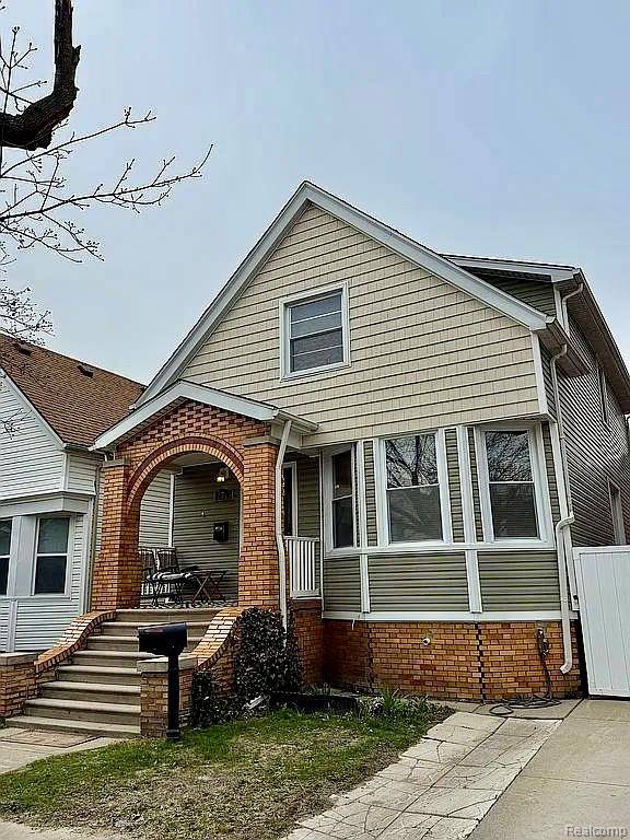 Hamtramck, MI 48212,2713 Trowbridge ST