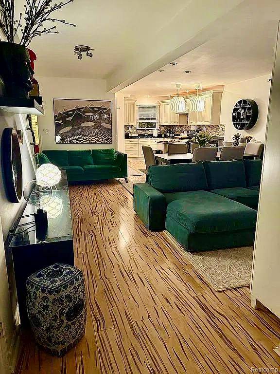 Hamtramck, MI 48212,2713 Trowbridge ST