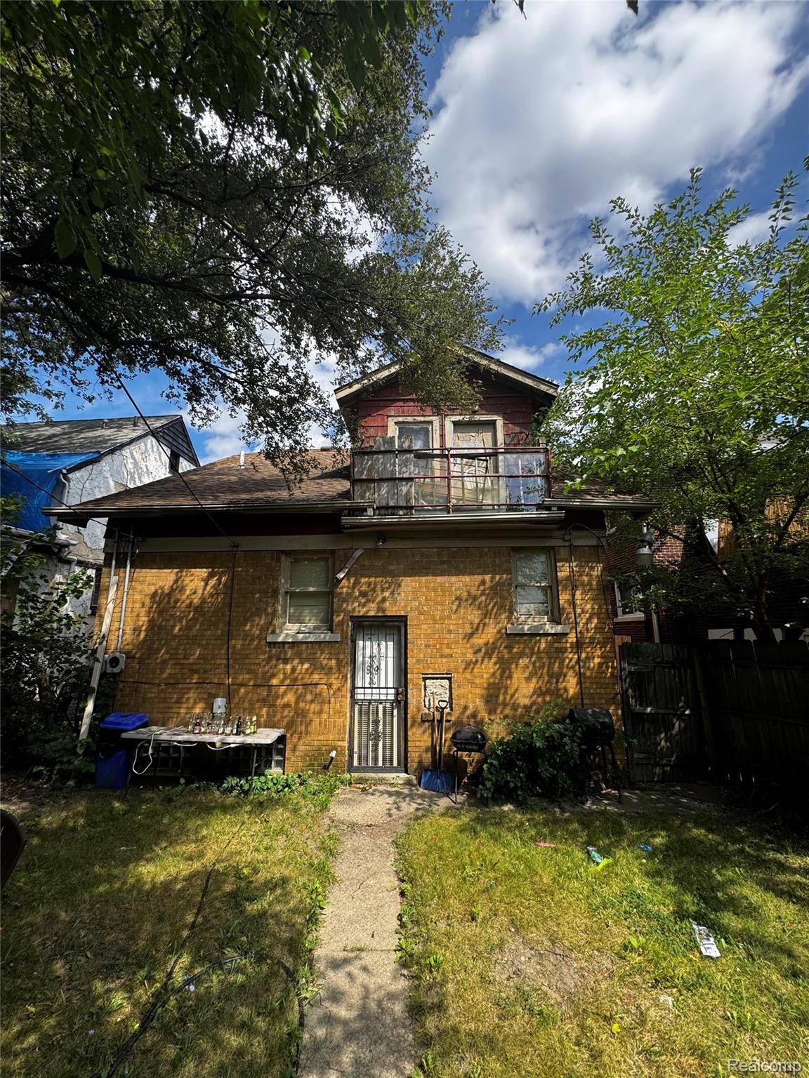 Detroit, MI 48227,14053 Strathmoor ST