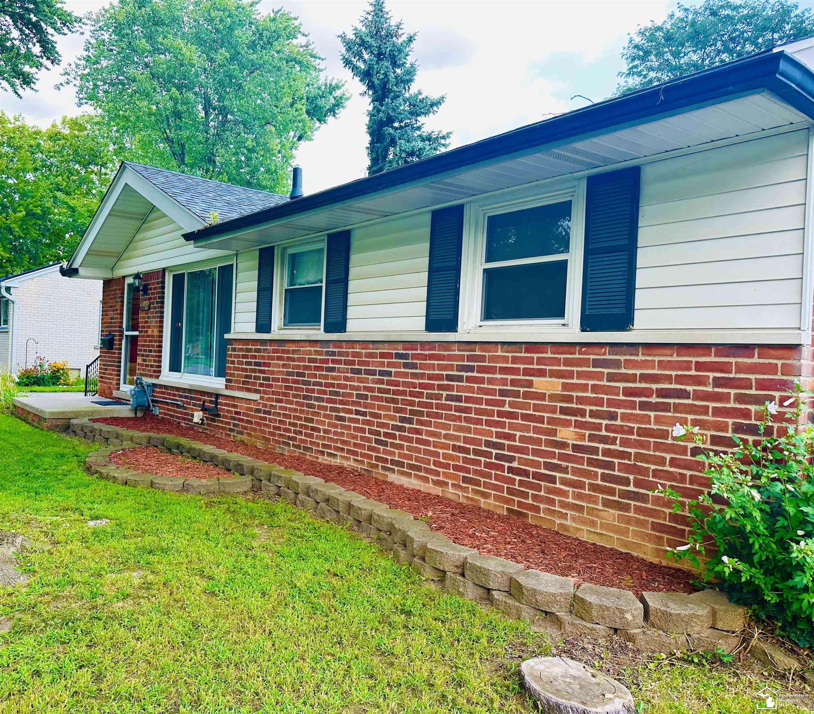 Livonia, MI 48150,11318 Hillcrest ST