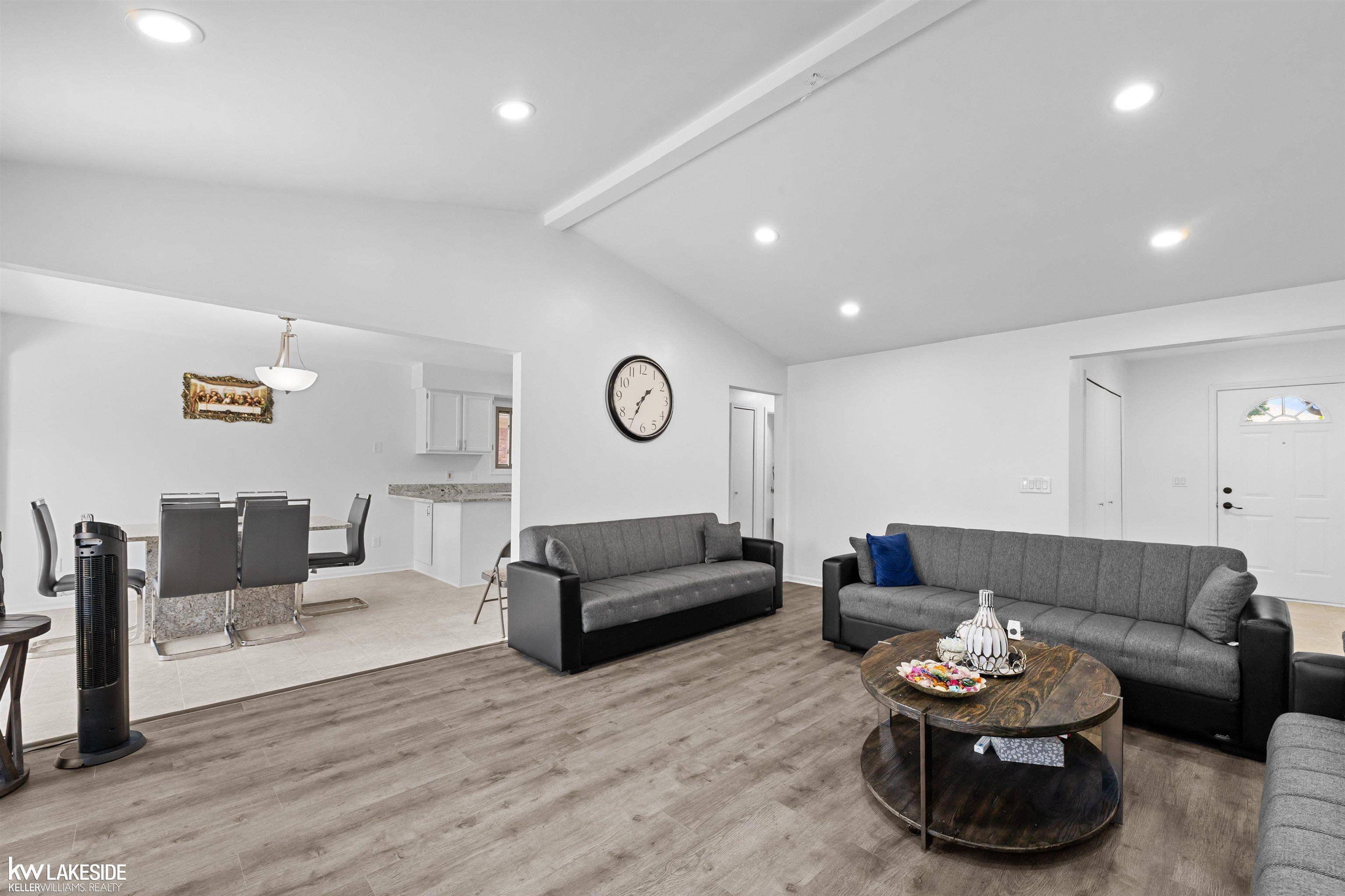 Clinton Township, MI 48035,36444 Saddlebred CT