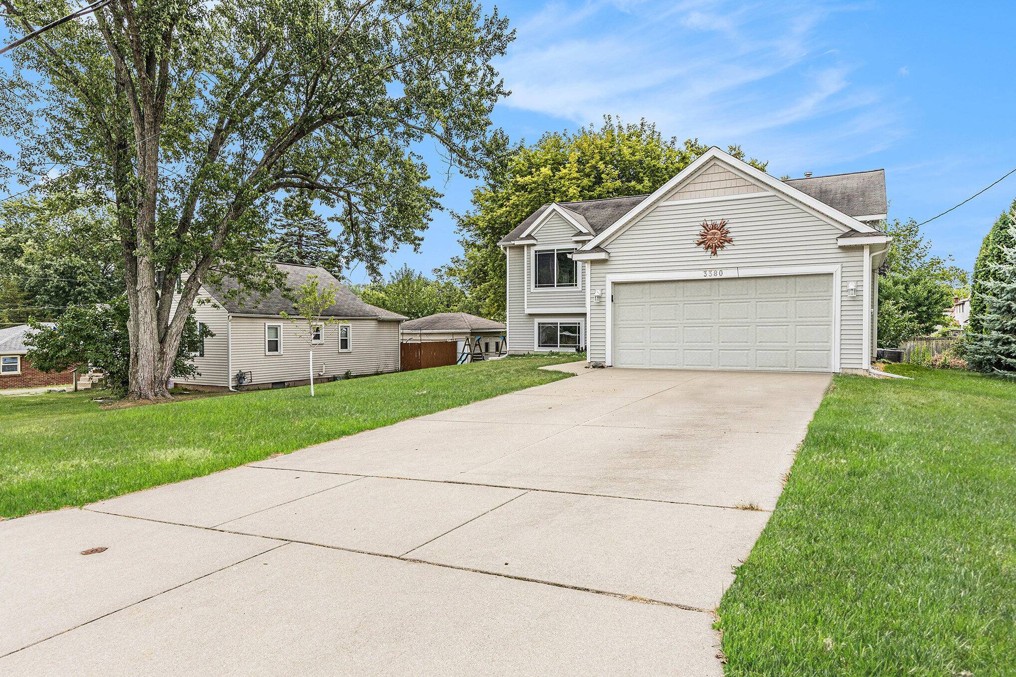 Walker, MI 49534,3380 Milo ST NW