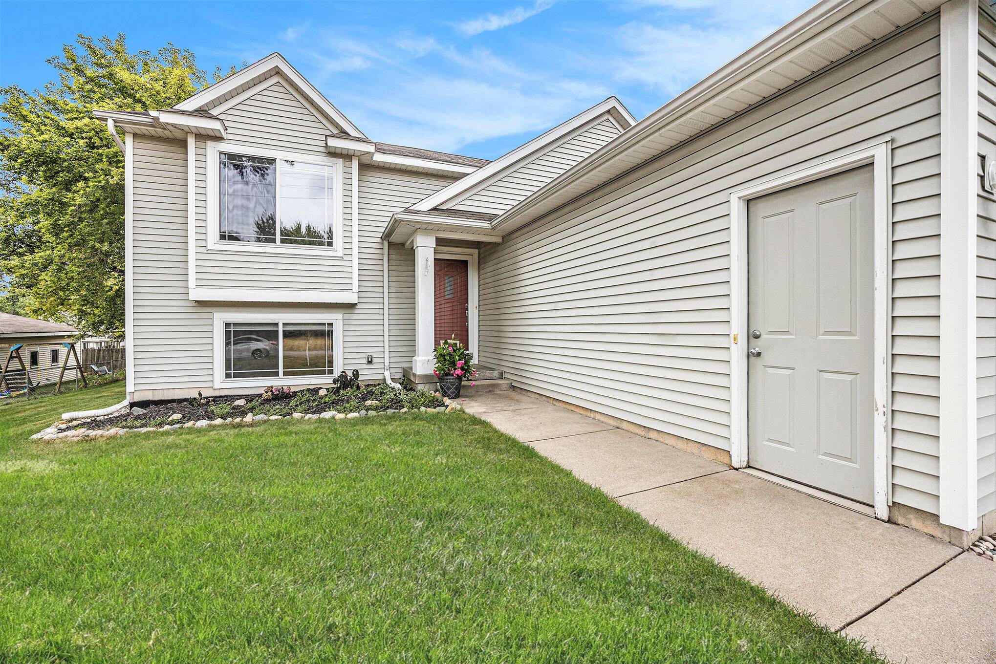 Walker, MI 49534,3380 Milo ST NW