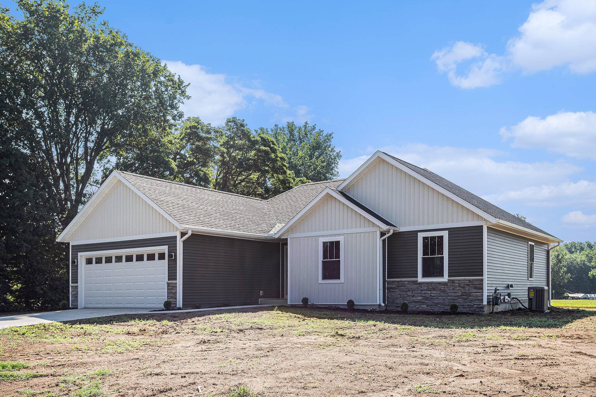 Constantine, MI 49042,375 Locust ST