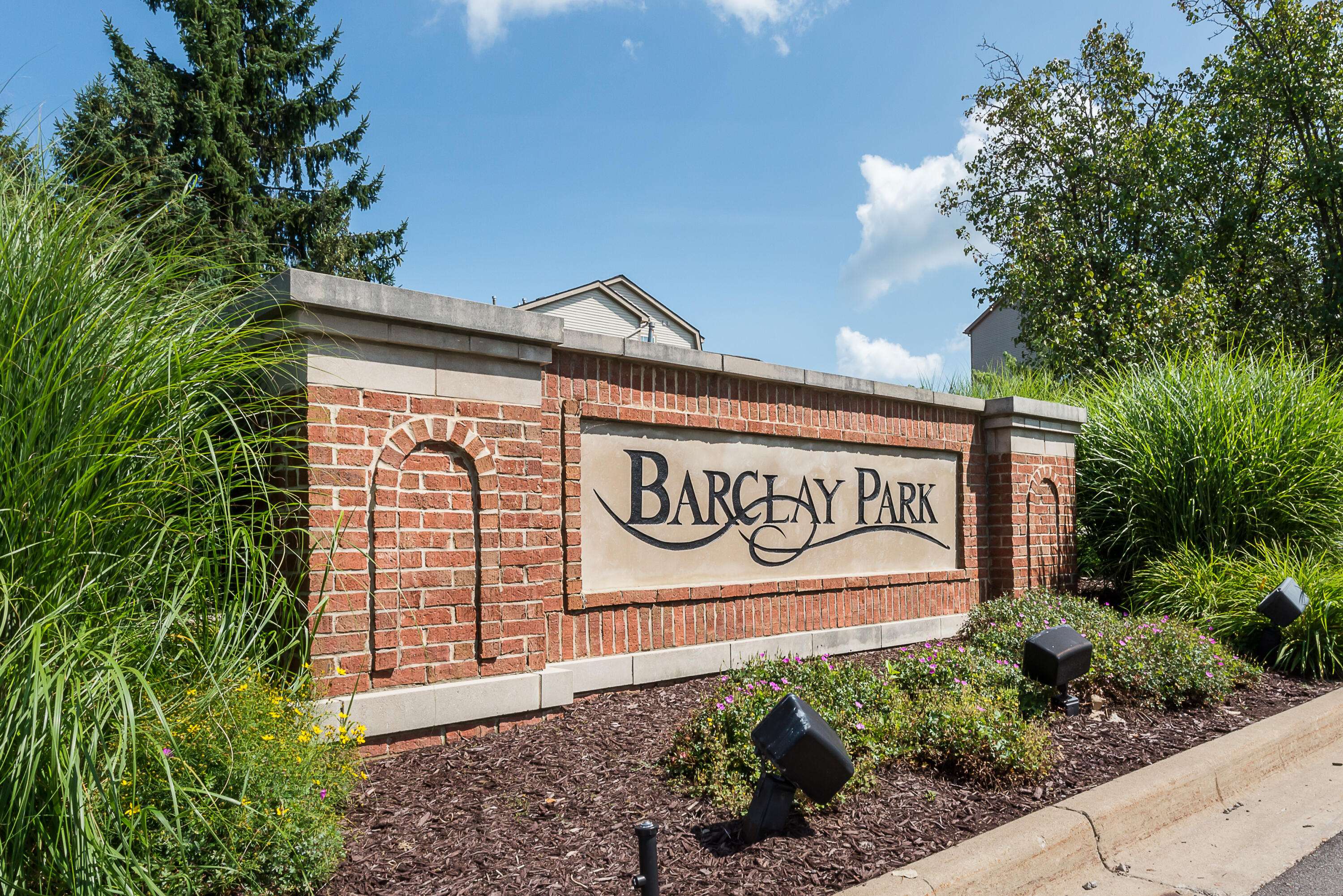 Ann Arbor, MI 48105,3010 Barclay WAY