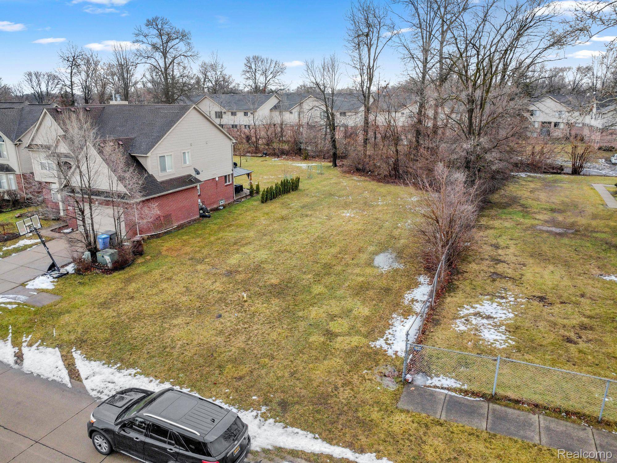 Inkster, MI 48141,352 CHERRY LN