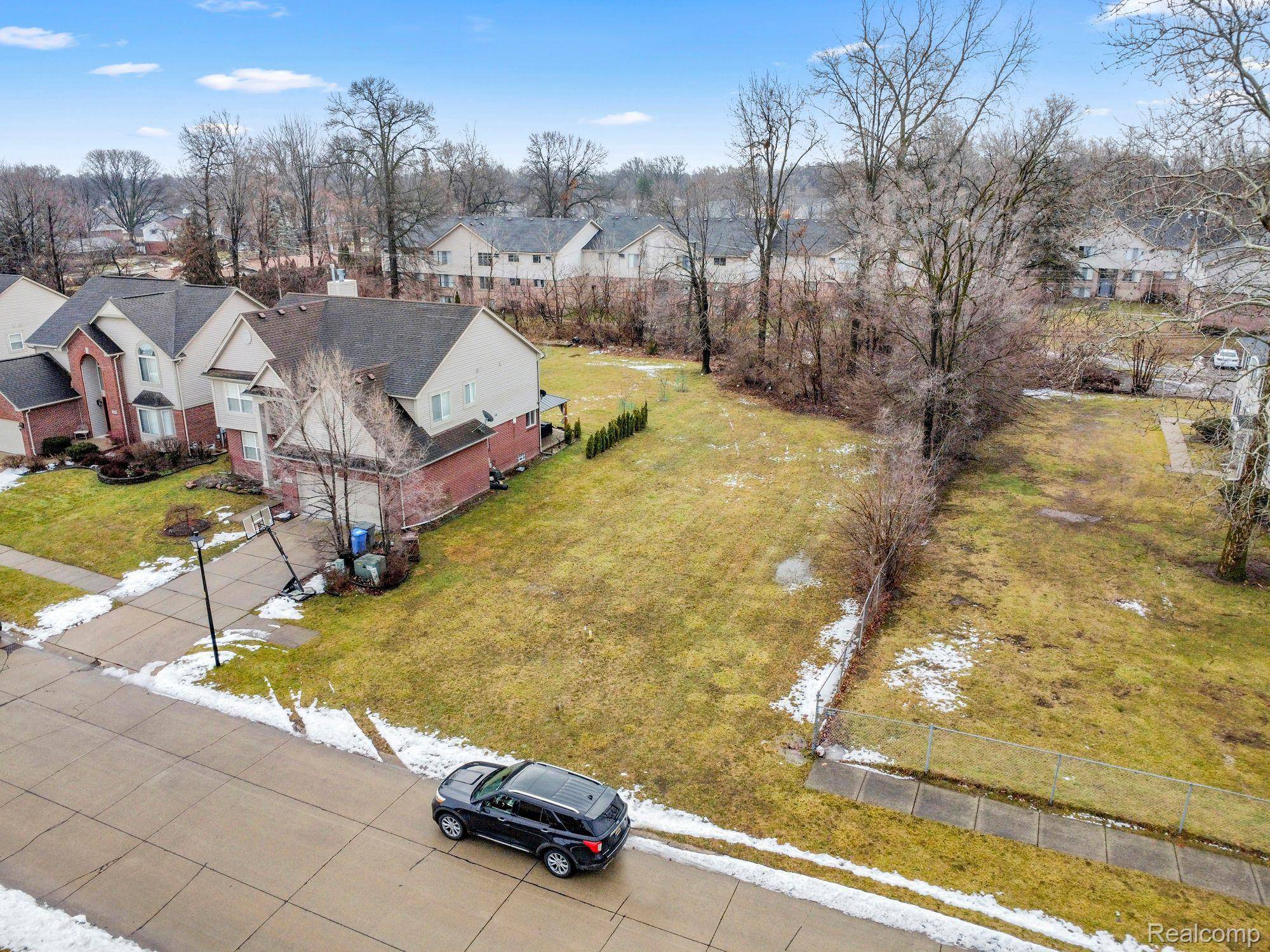 Inkster, MI 48141,352 CHERRY LN