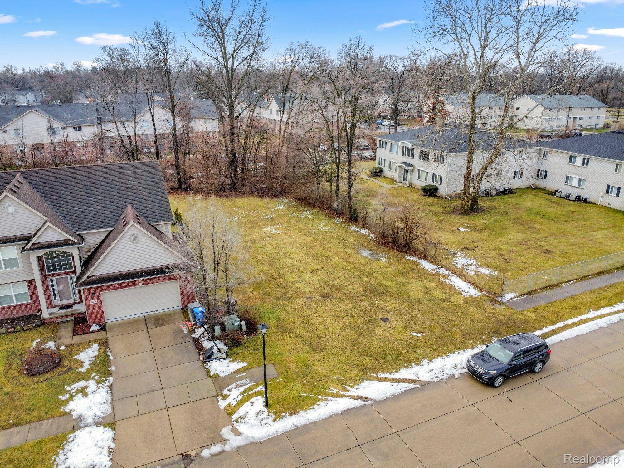 Inkster, MI 48141,352 CHERRY LN