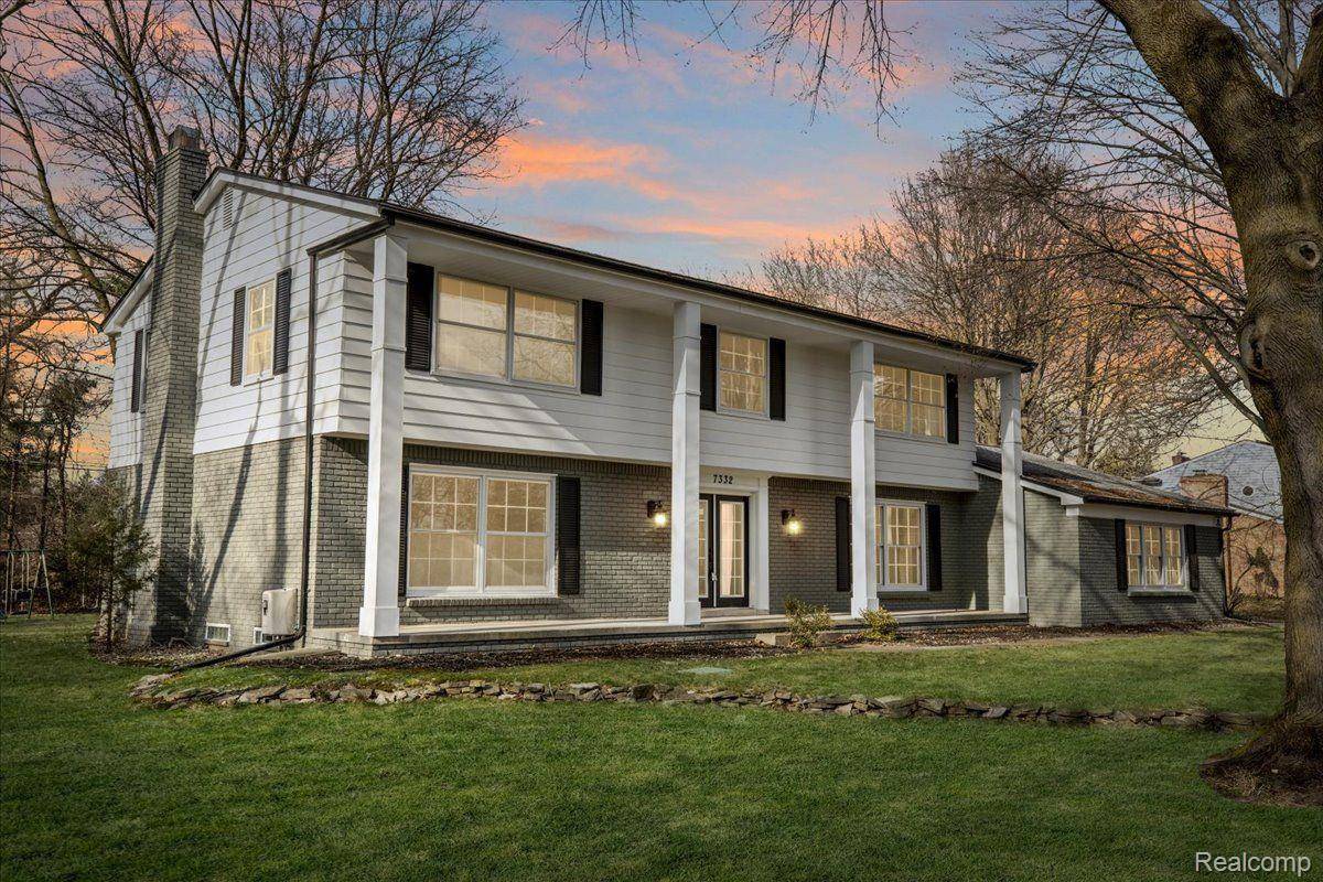 Bloomfield Hills, MI 48301,7332 LINDENMERE DR
