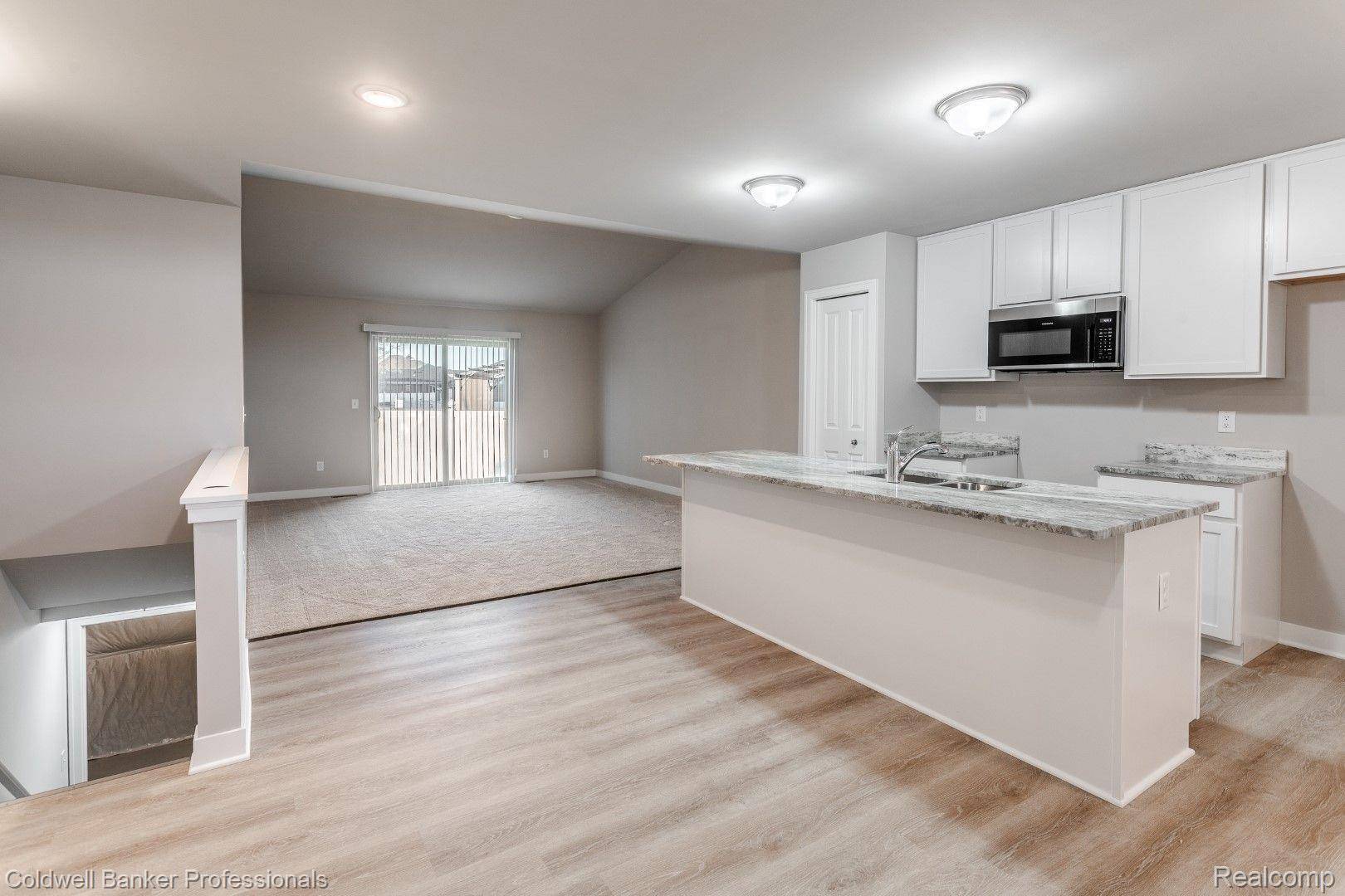 Woodhaven, MI 48183,26761 CORONATION DR