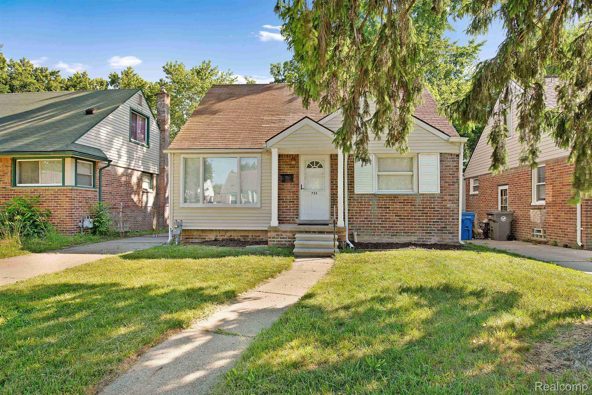 Inkster, MI 48141,755 SUNNINGDALE DR