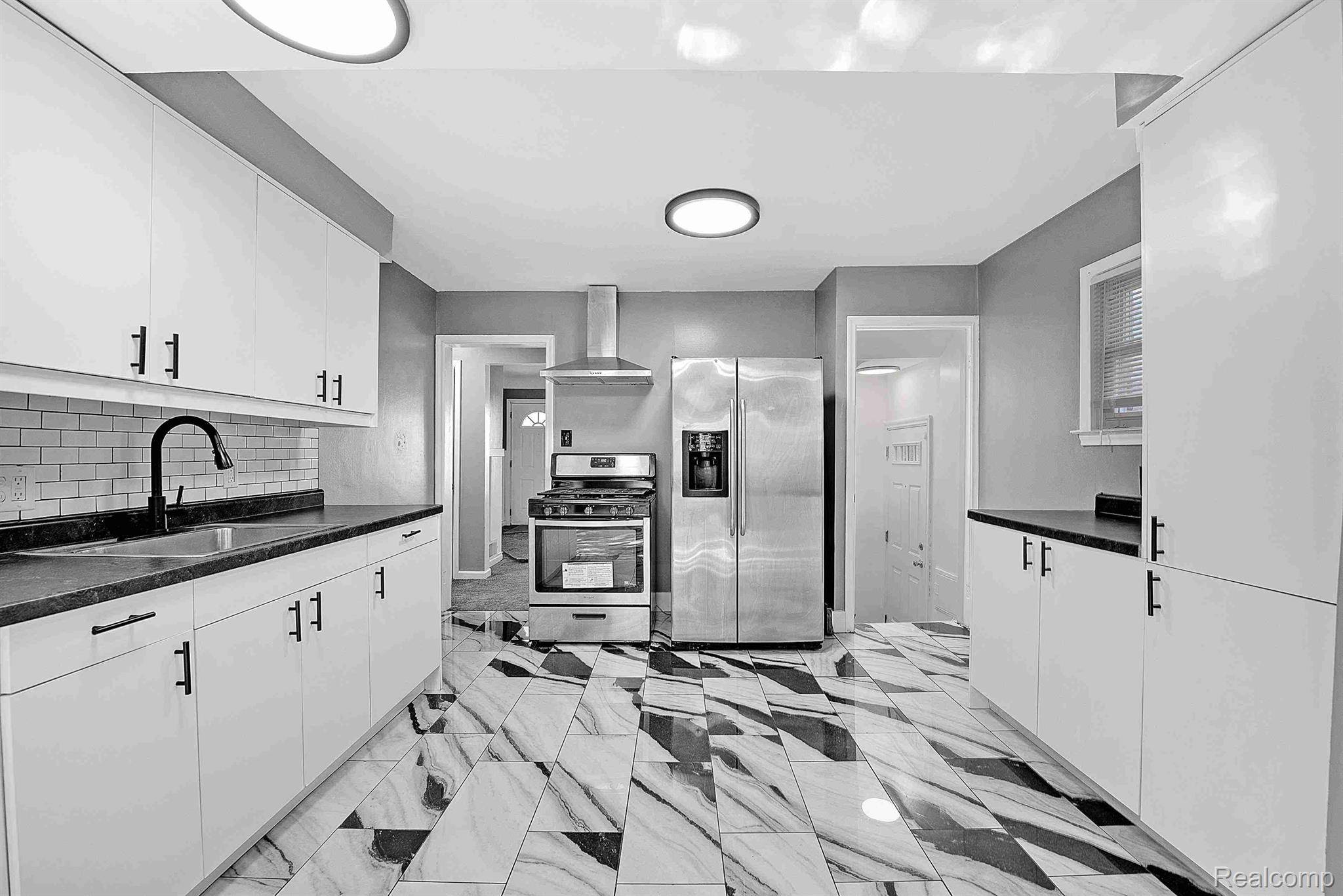 Inkster, MI 48141,755 SUNNINGDALE DR