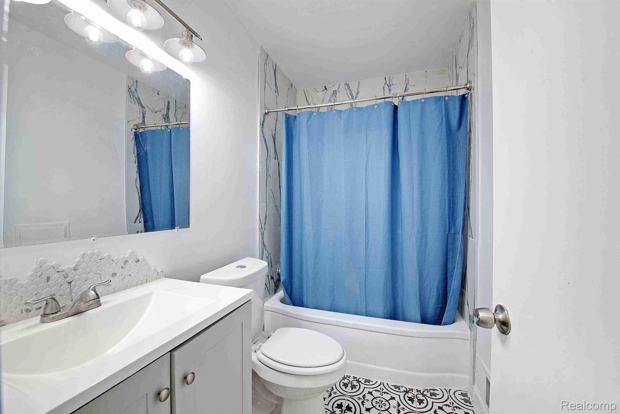 Inkster, MI 48141,755 SUNNINGDALE DR