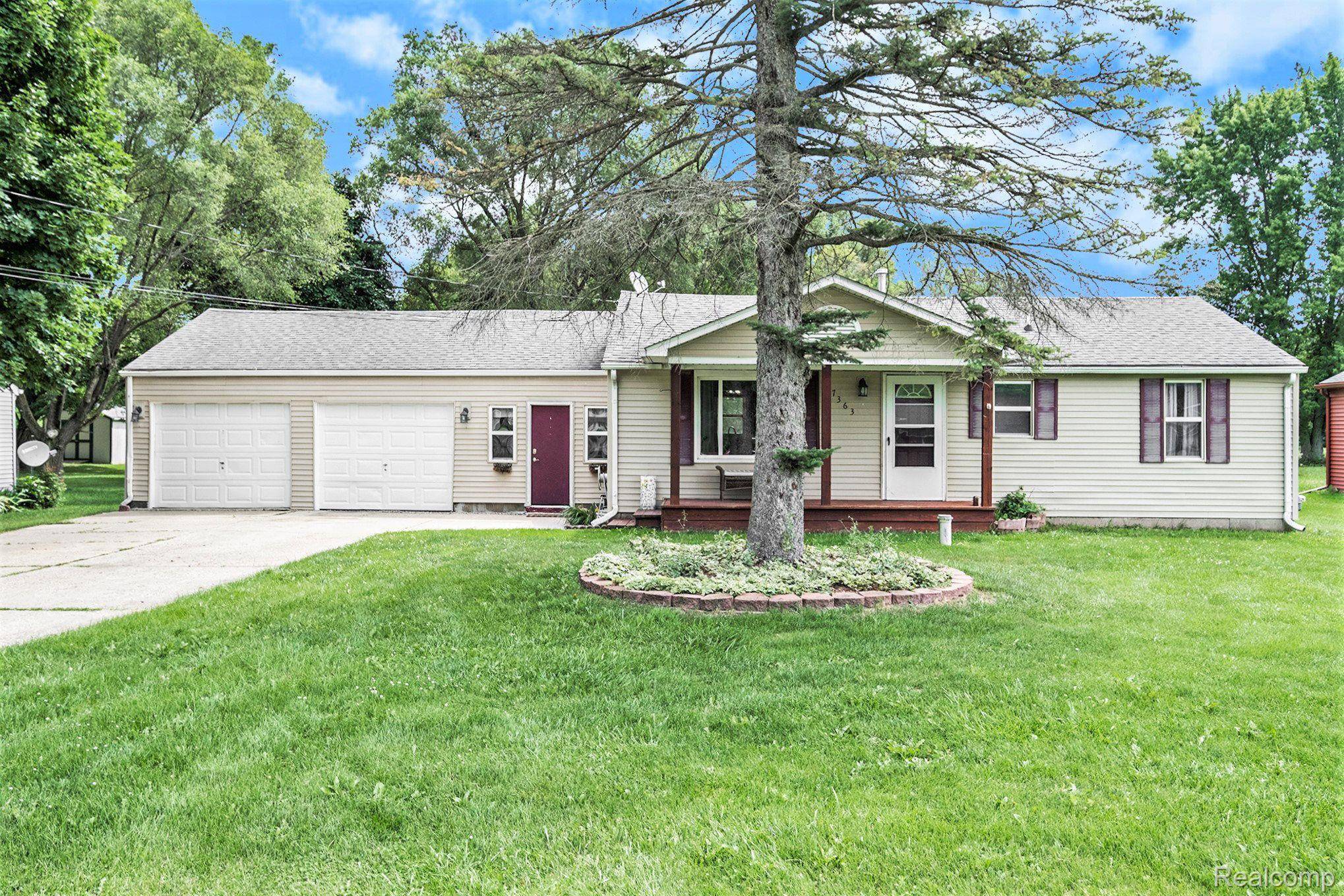 Grand Blanc, MI 48439,7363 LAWRENCE ST