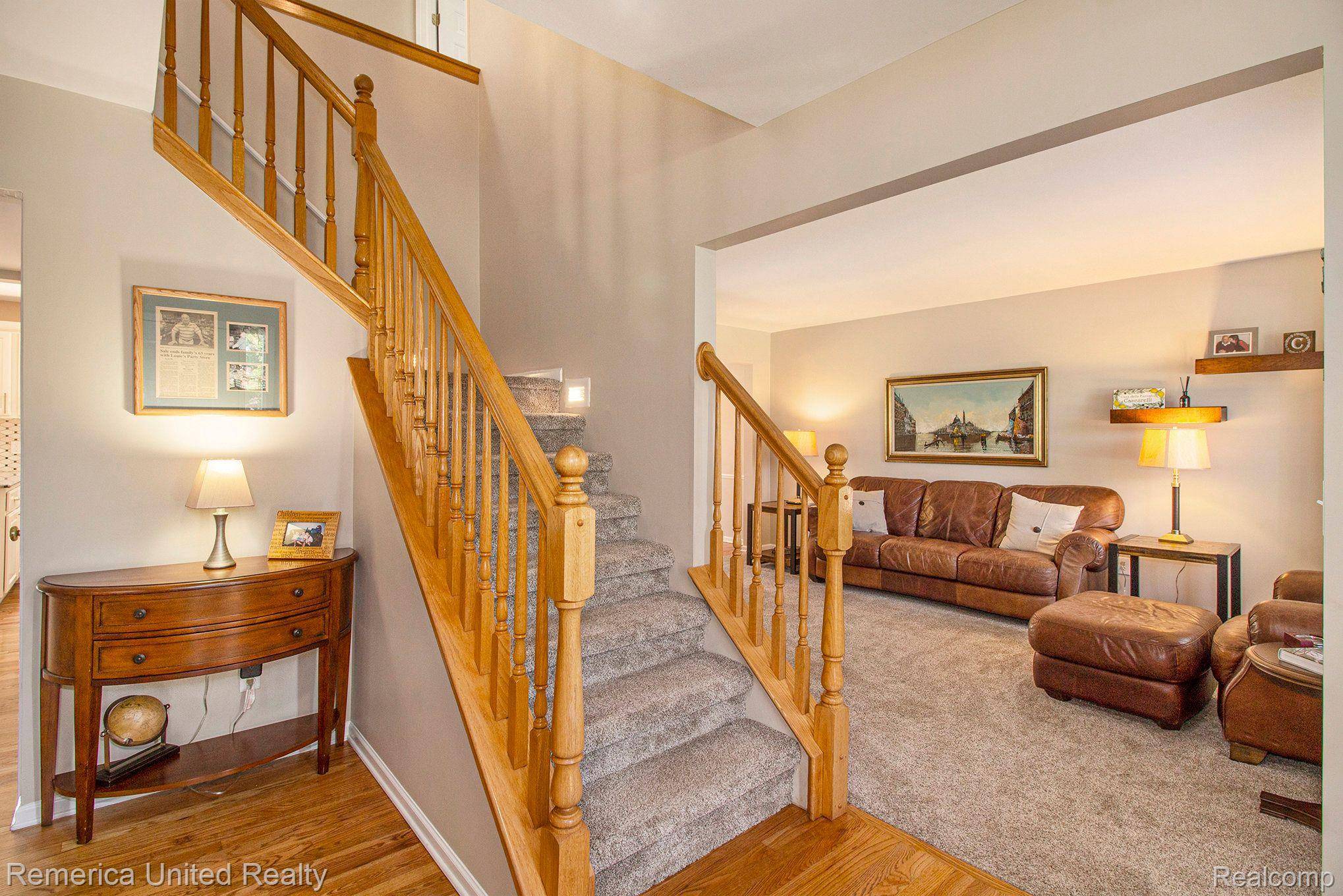 Howell, MI 48855,1813 WOODED VALLEY LN