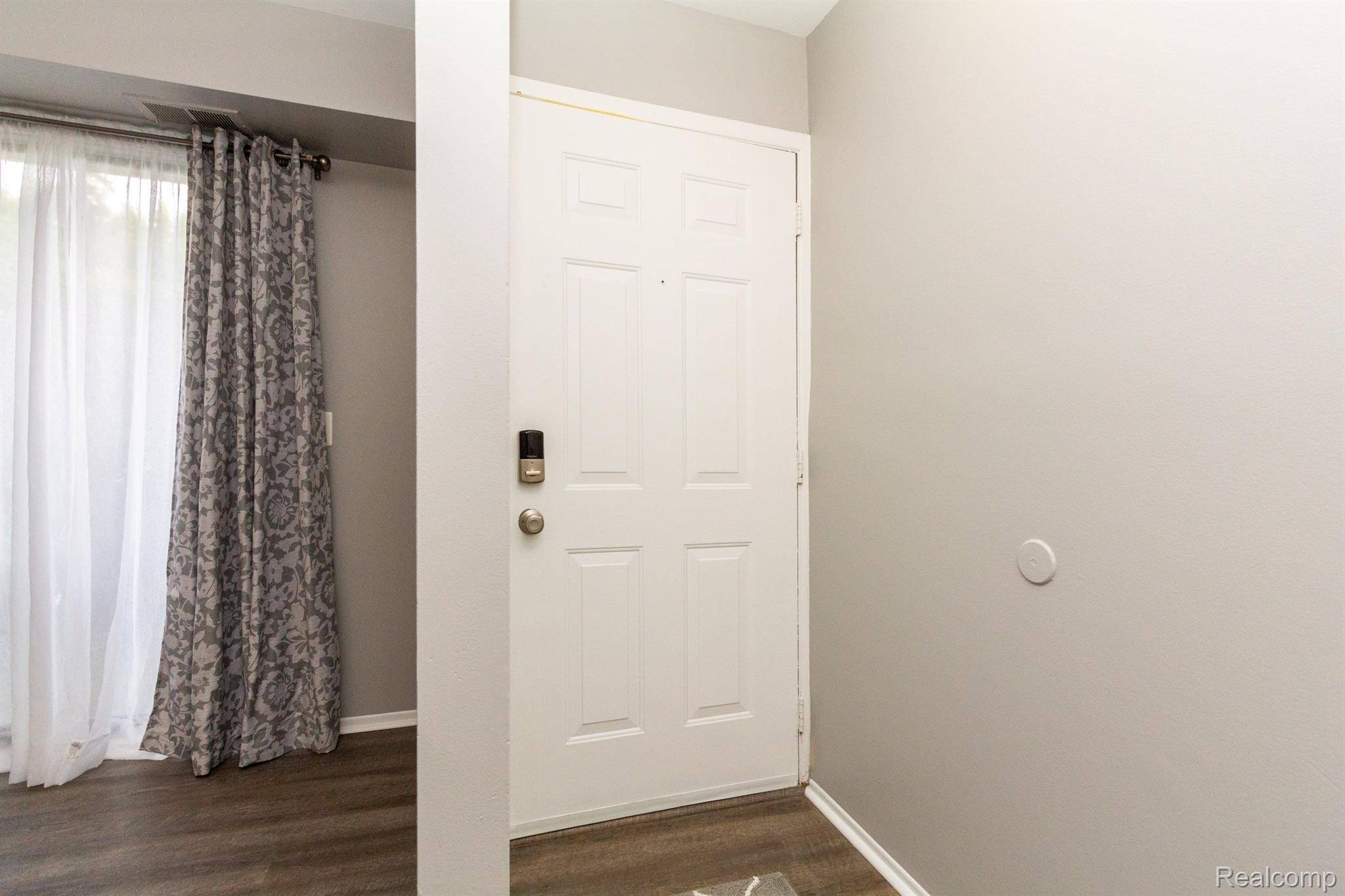 Canton, MI 48187,6964 FOXTHORN DR