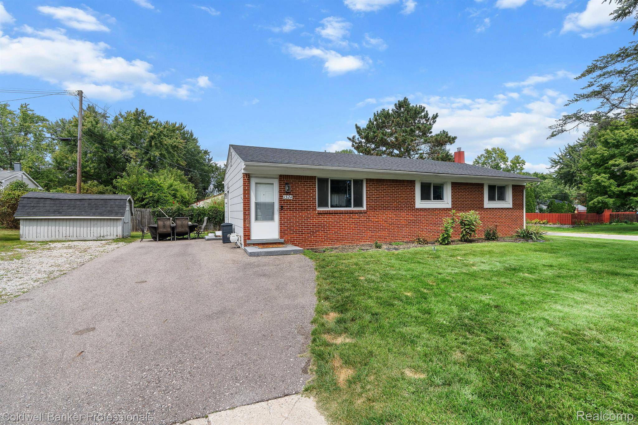 Oxford, MI 48371,1324 Red Barn DR