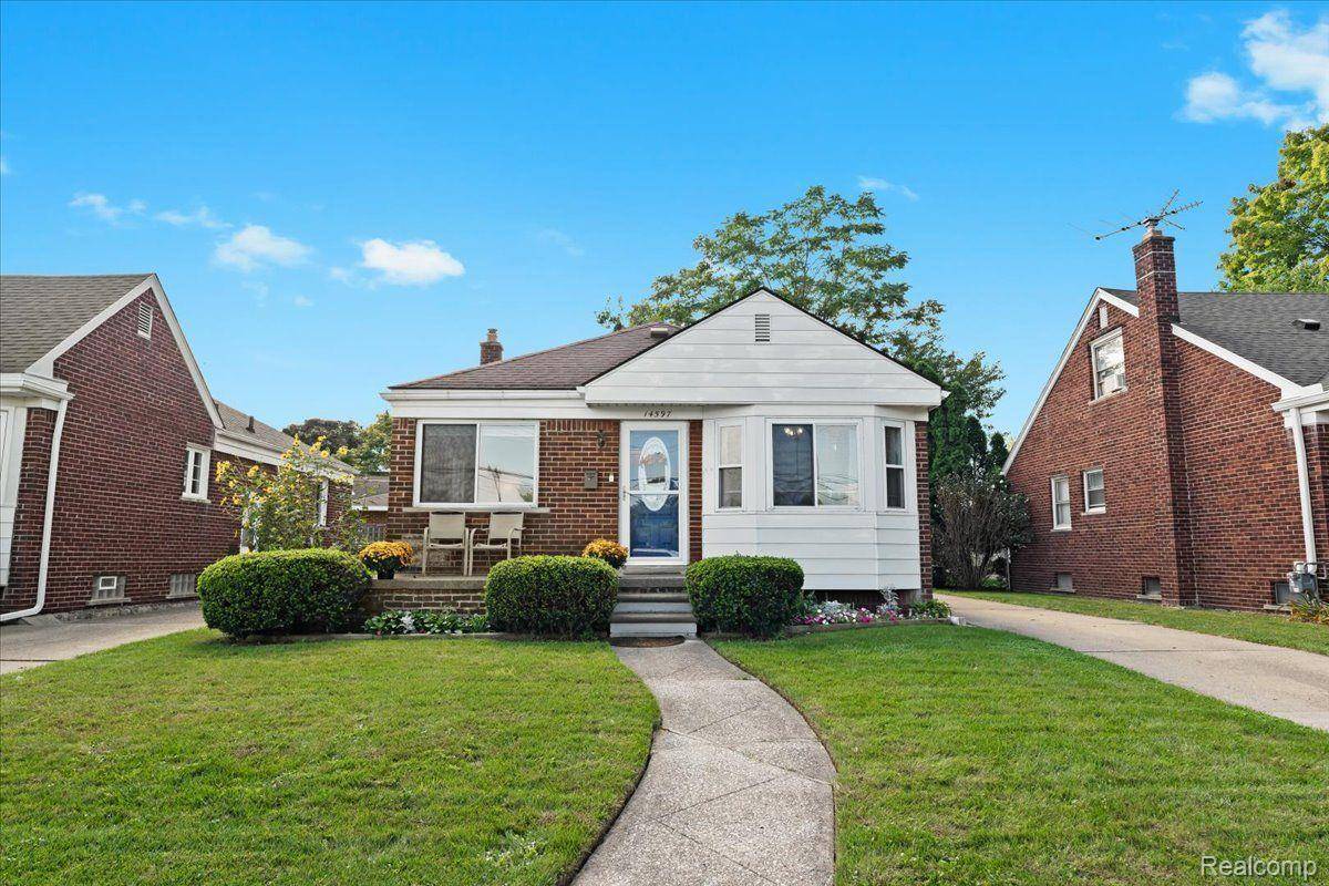 14597 CLEOPHUS AVE, Allen Park, MI 48101