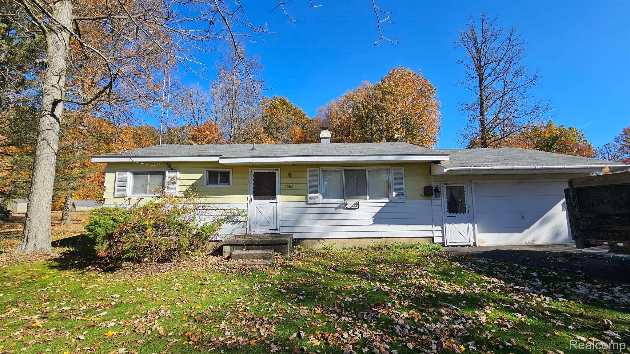 Clio, MI 48420,10365 Evelyn DR